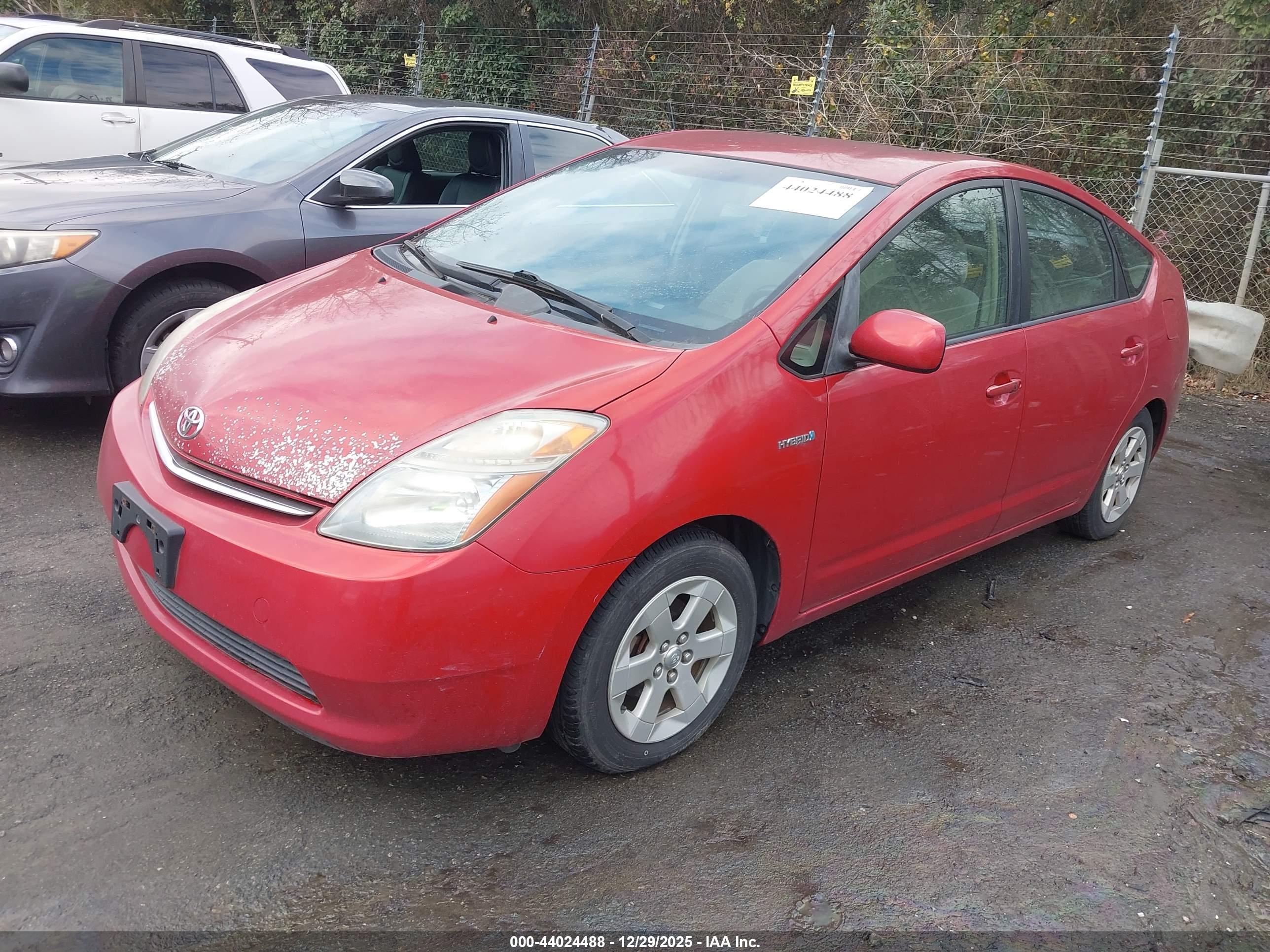 TOYOTA PRIUS image 2
