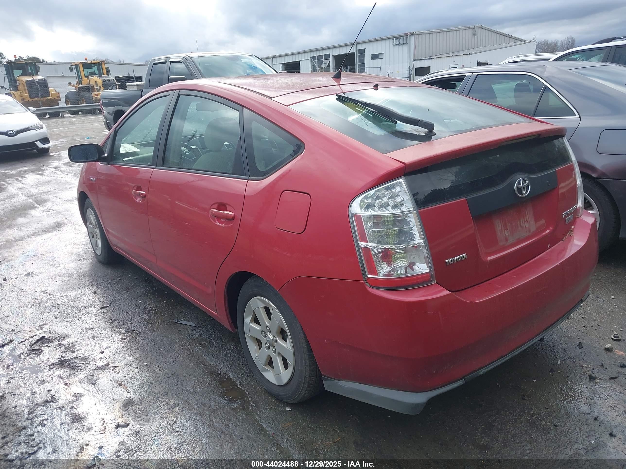 TOYOTA PRIUS image 3