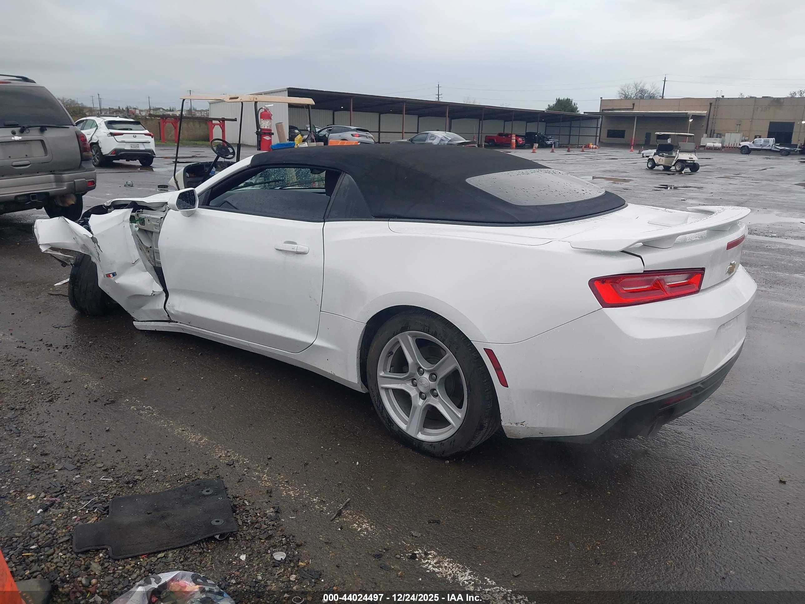 CHEVROLET CAMARO image 3