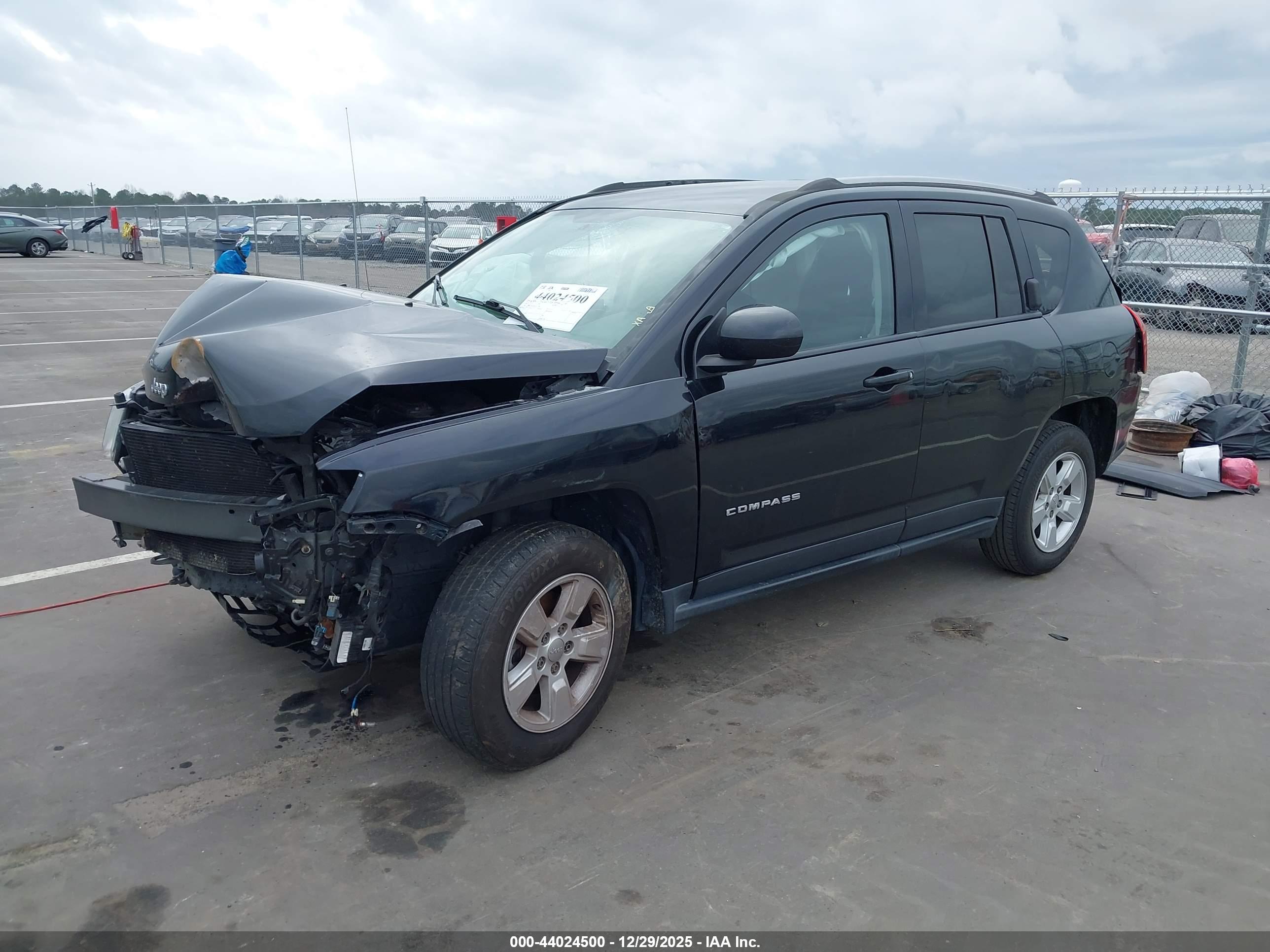 JEEP COMPASS image 2