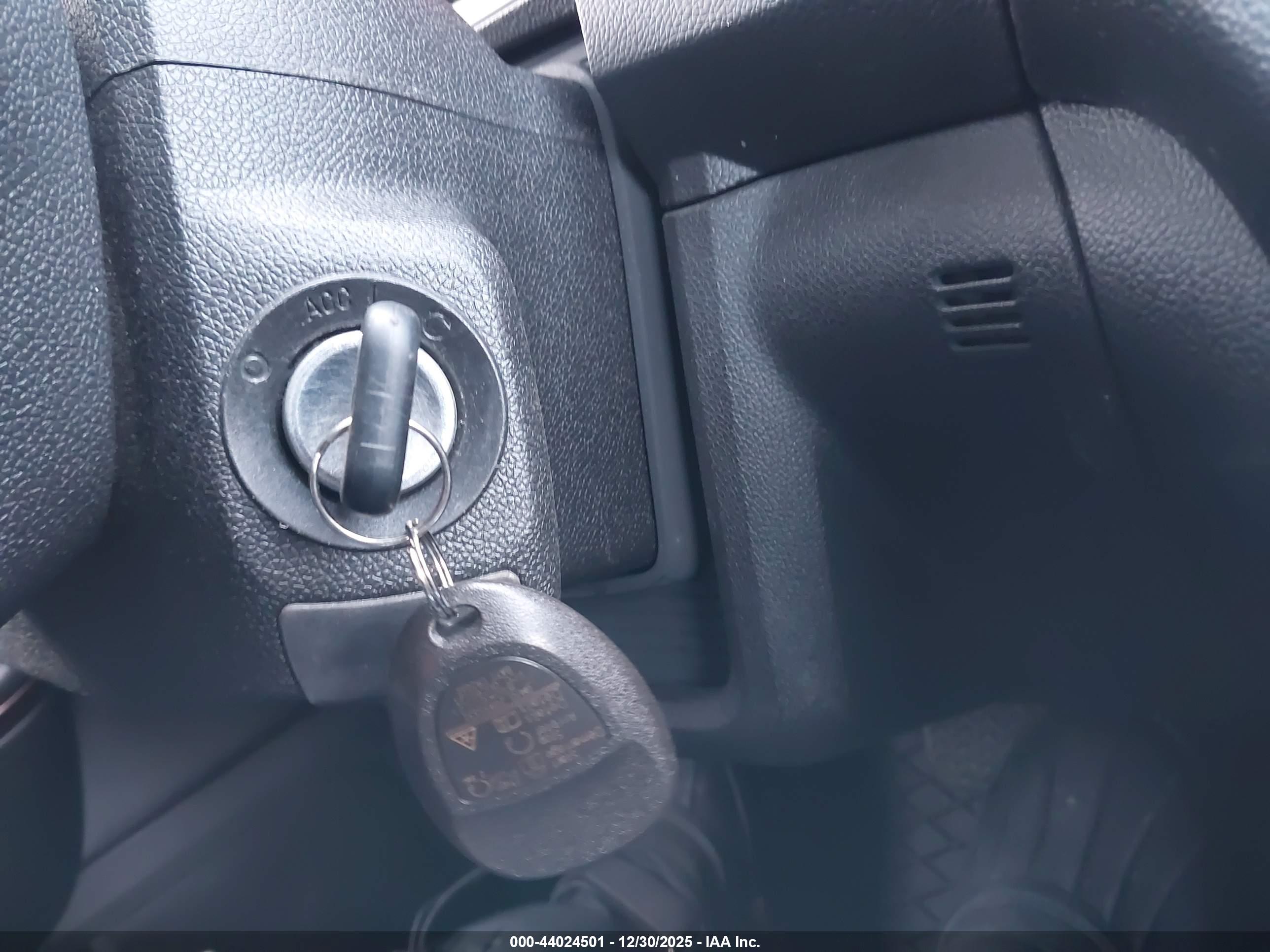 GMC ACADIA image 11