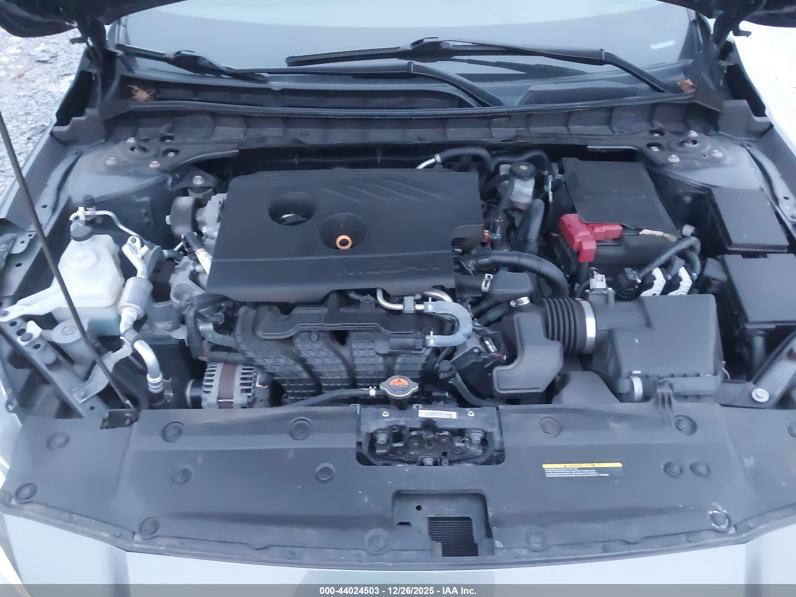 NISSAN ALTIMA image 10
