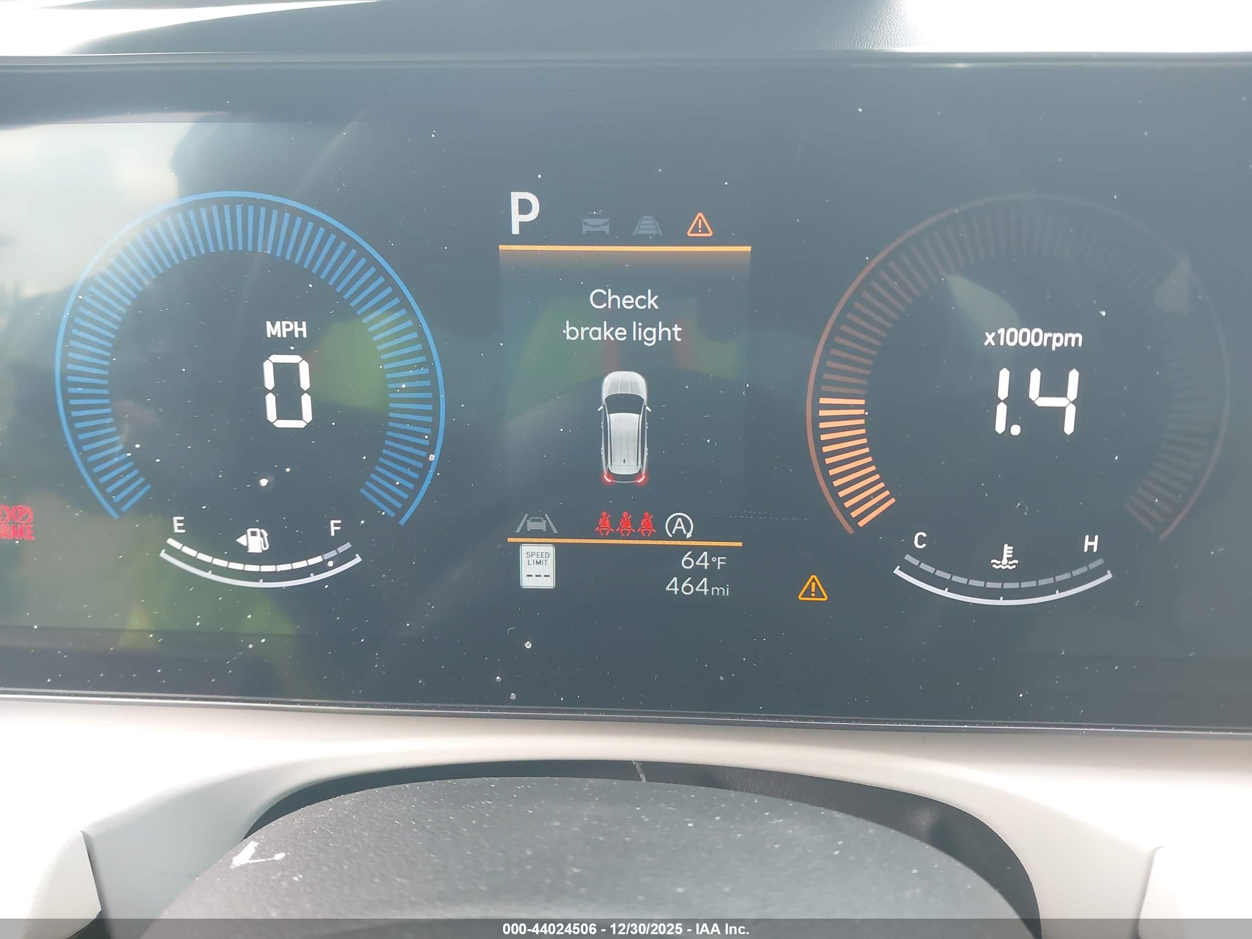 HYUNDAI TUCSON image 7
