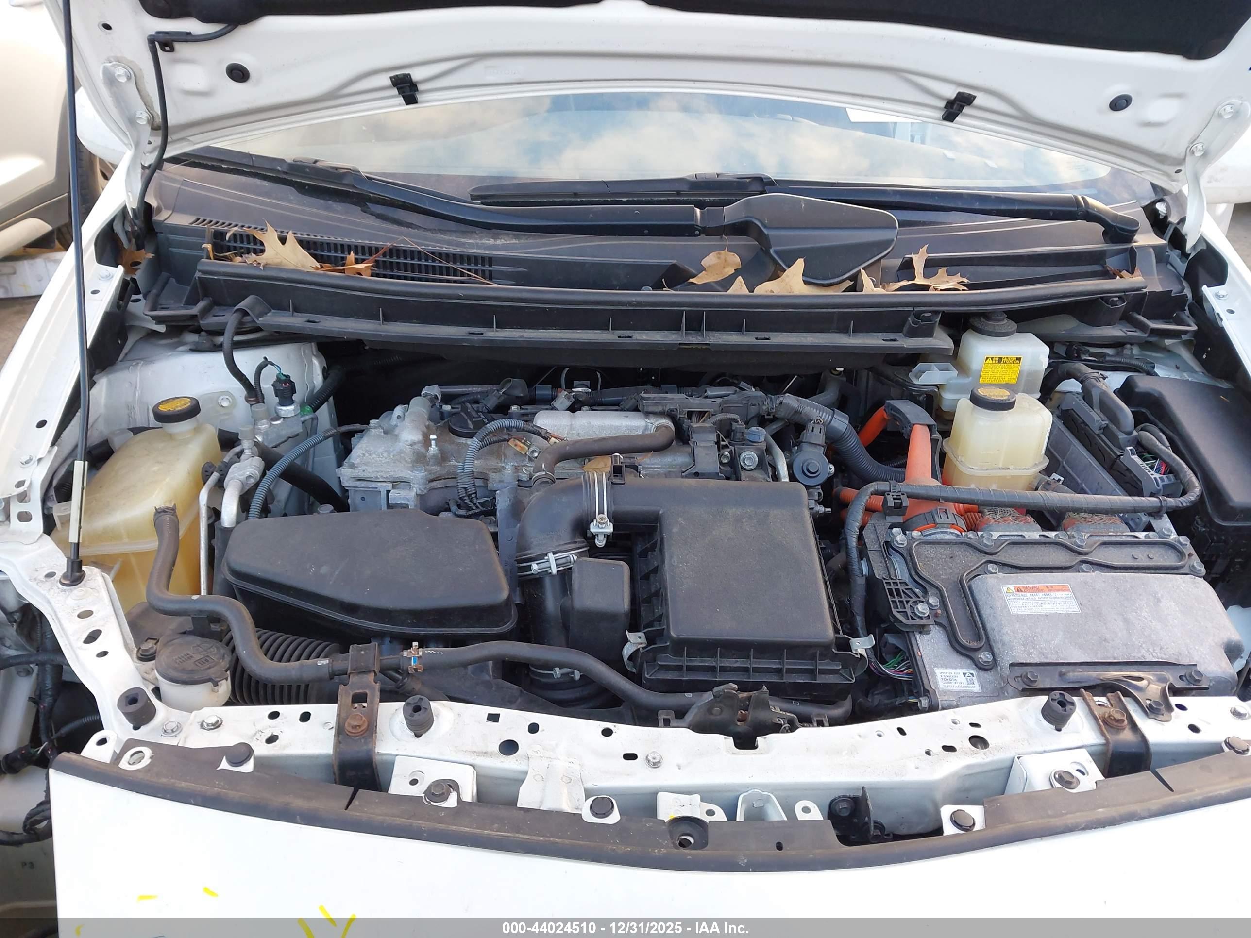 TOYOTA PRIUS image 10