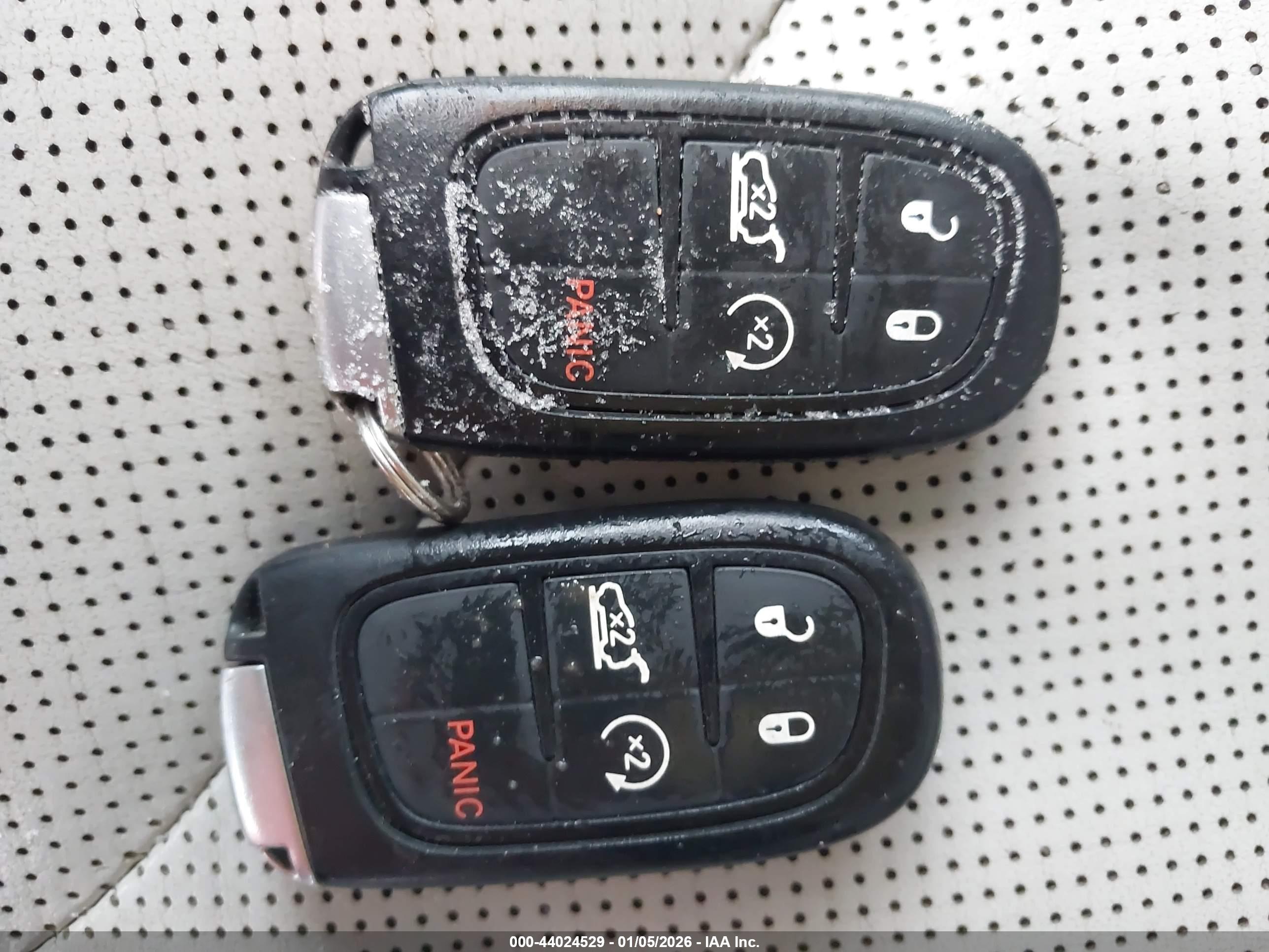 JEEP CHEROKEE image 11