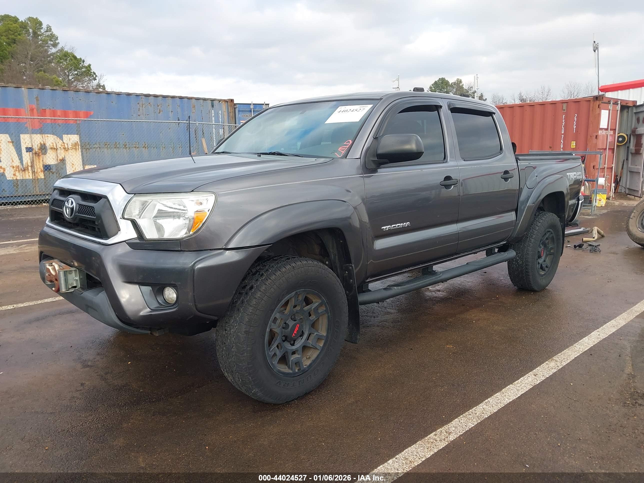 TOYOTA TACOMA image 2