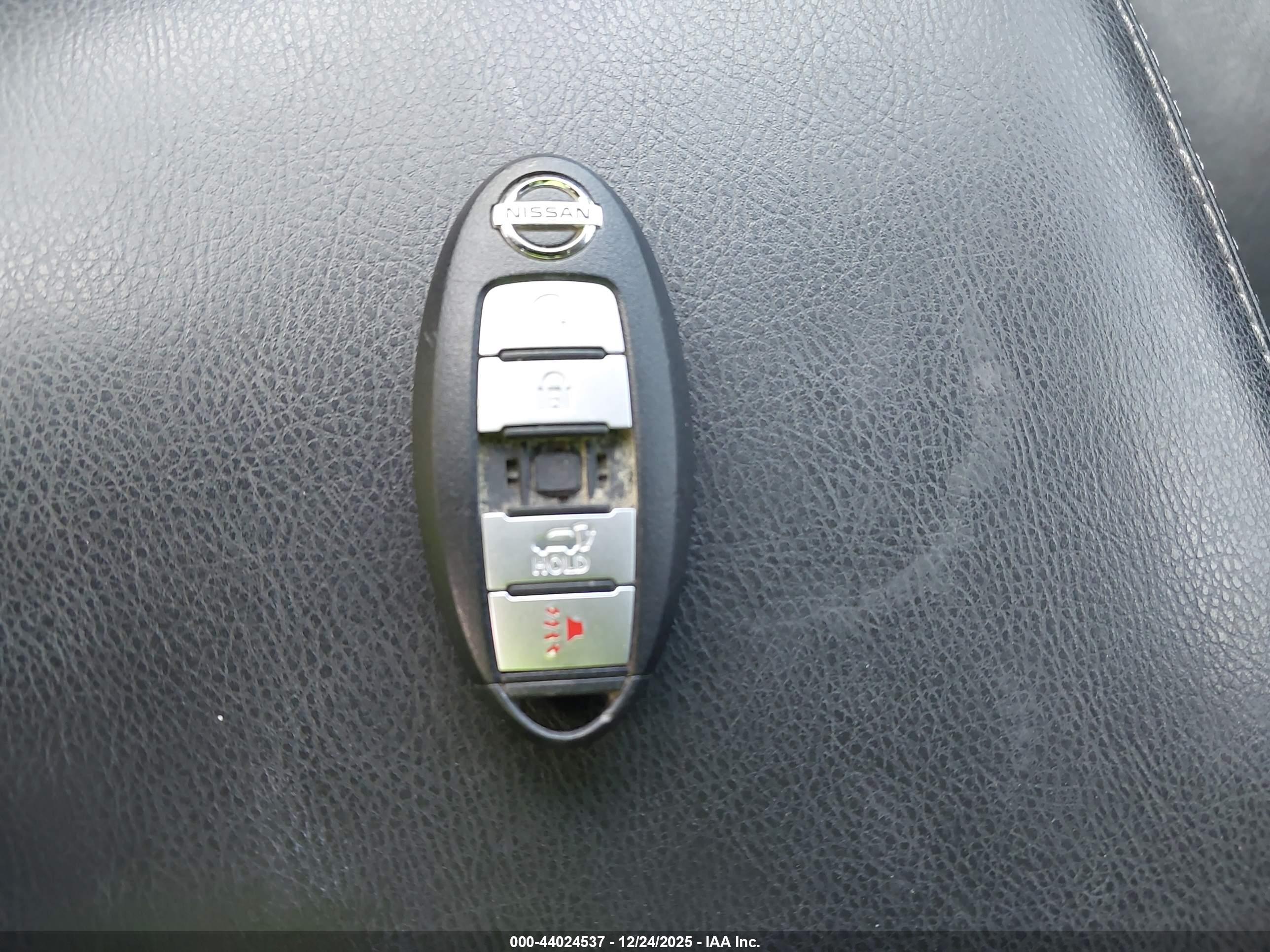 NISSAN PATHFINDER image 11