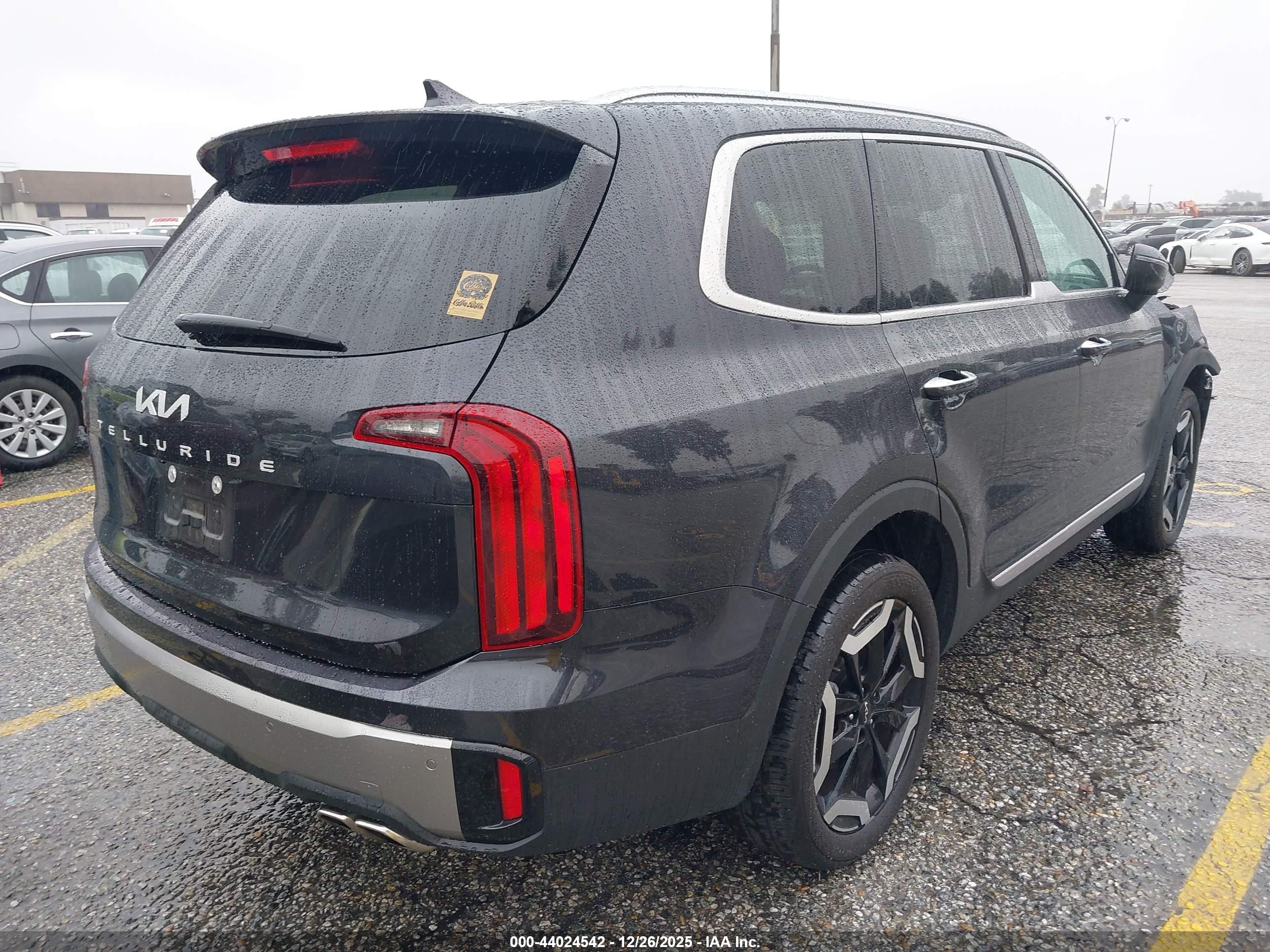 KIA TELLURIDE image 4