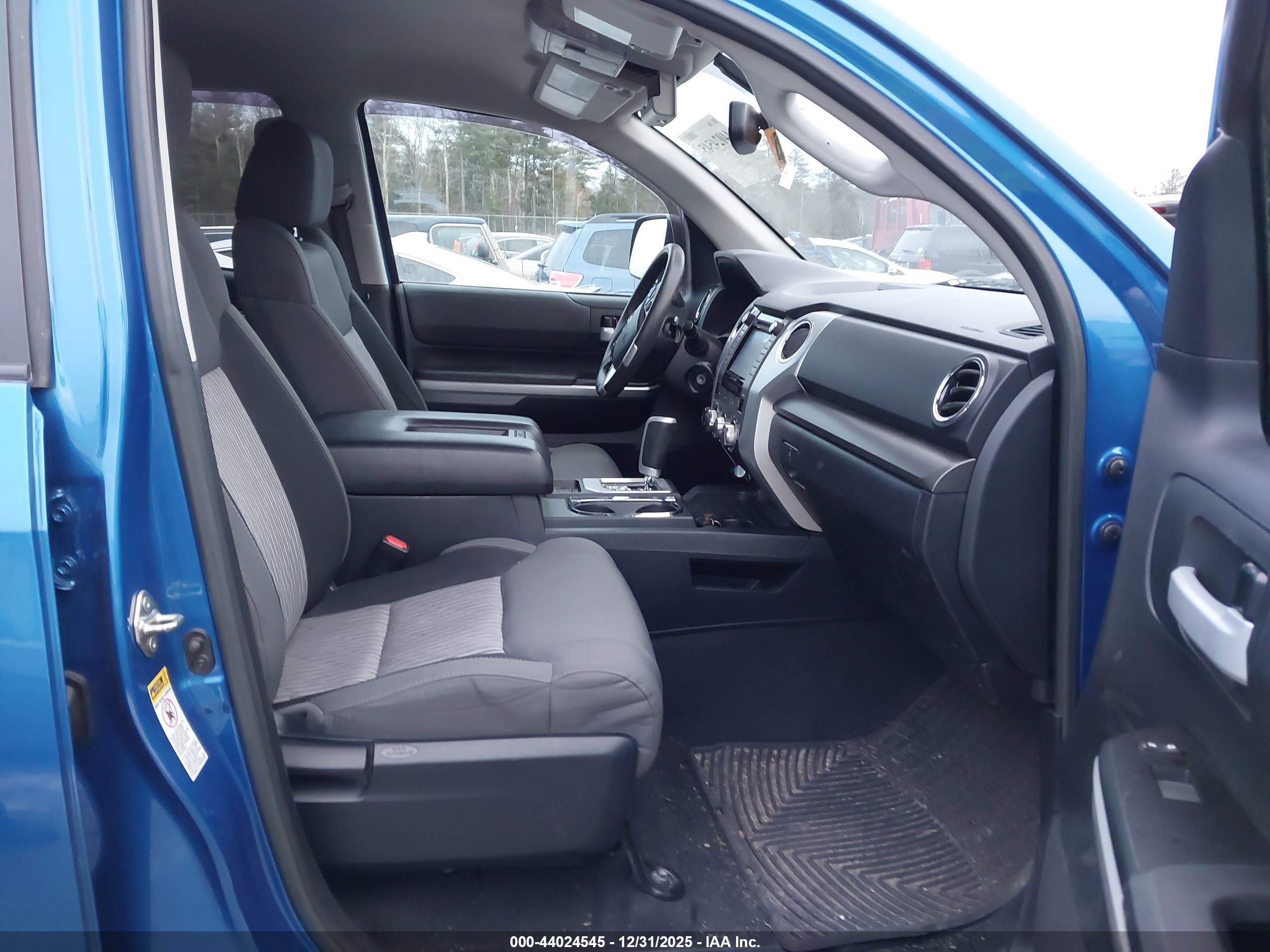 TOYOTA TUNDRA image 5