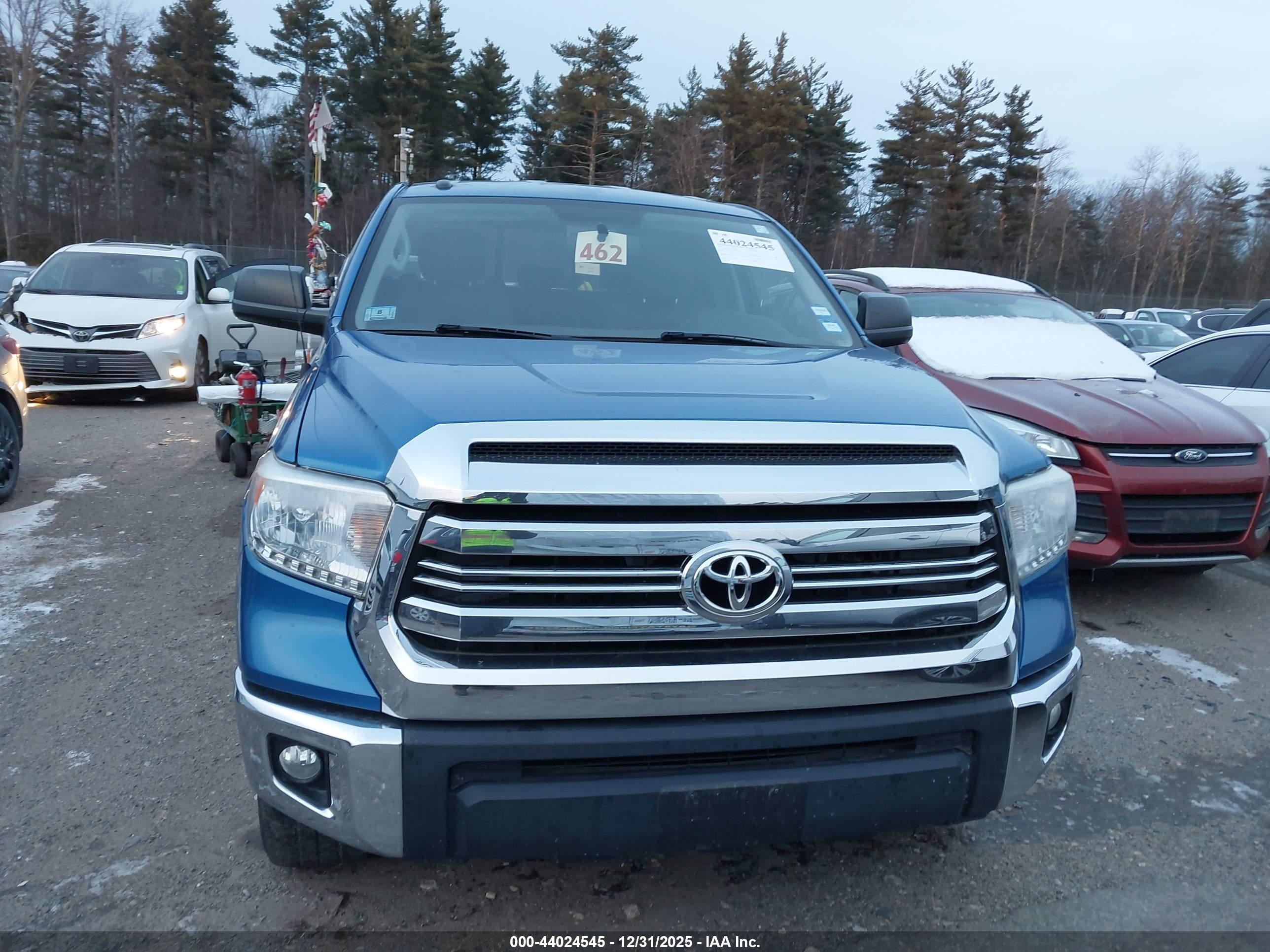 TOYOTA TUNDRA image 6