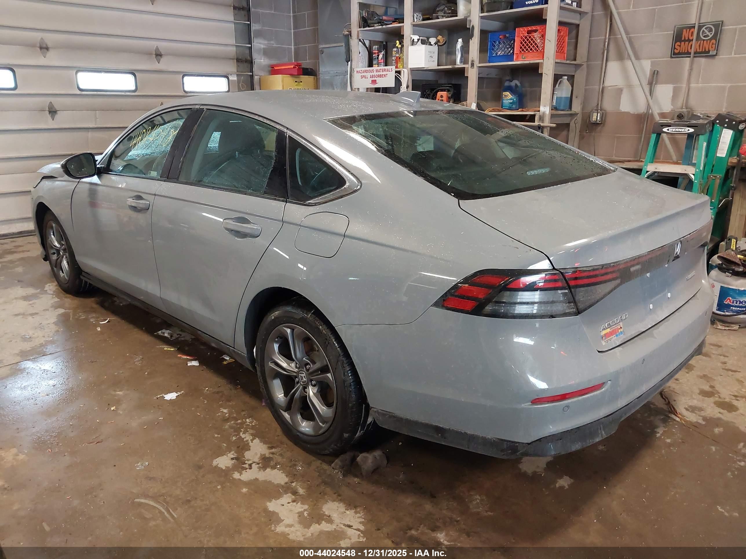 HONDA ACCORD image 3