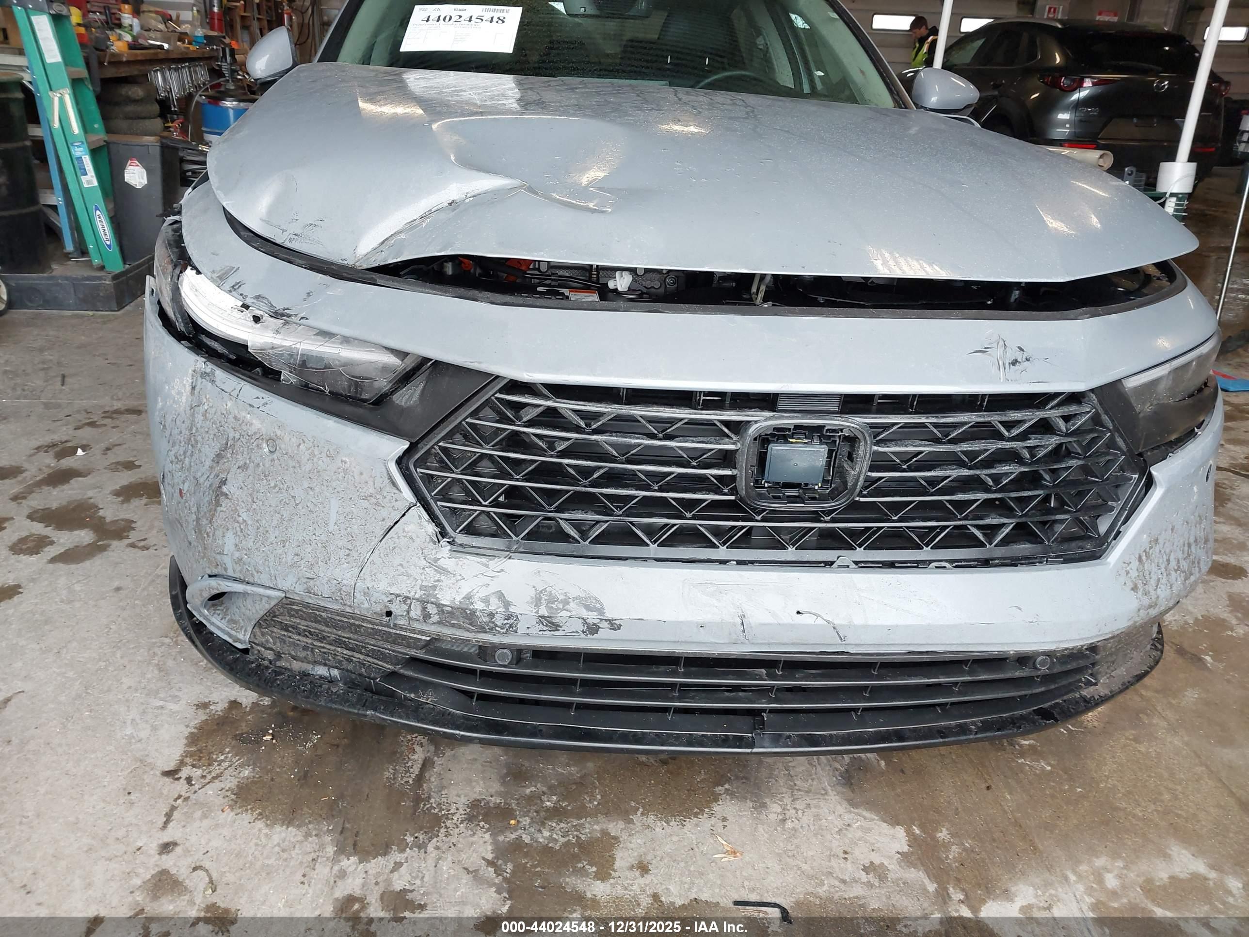 HONDA ACCORD image 6