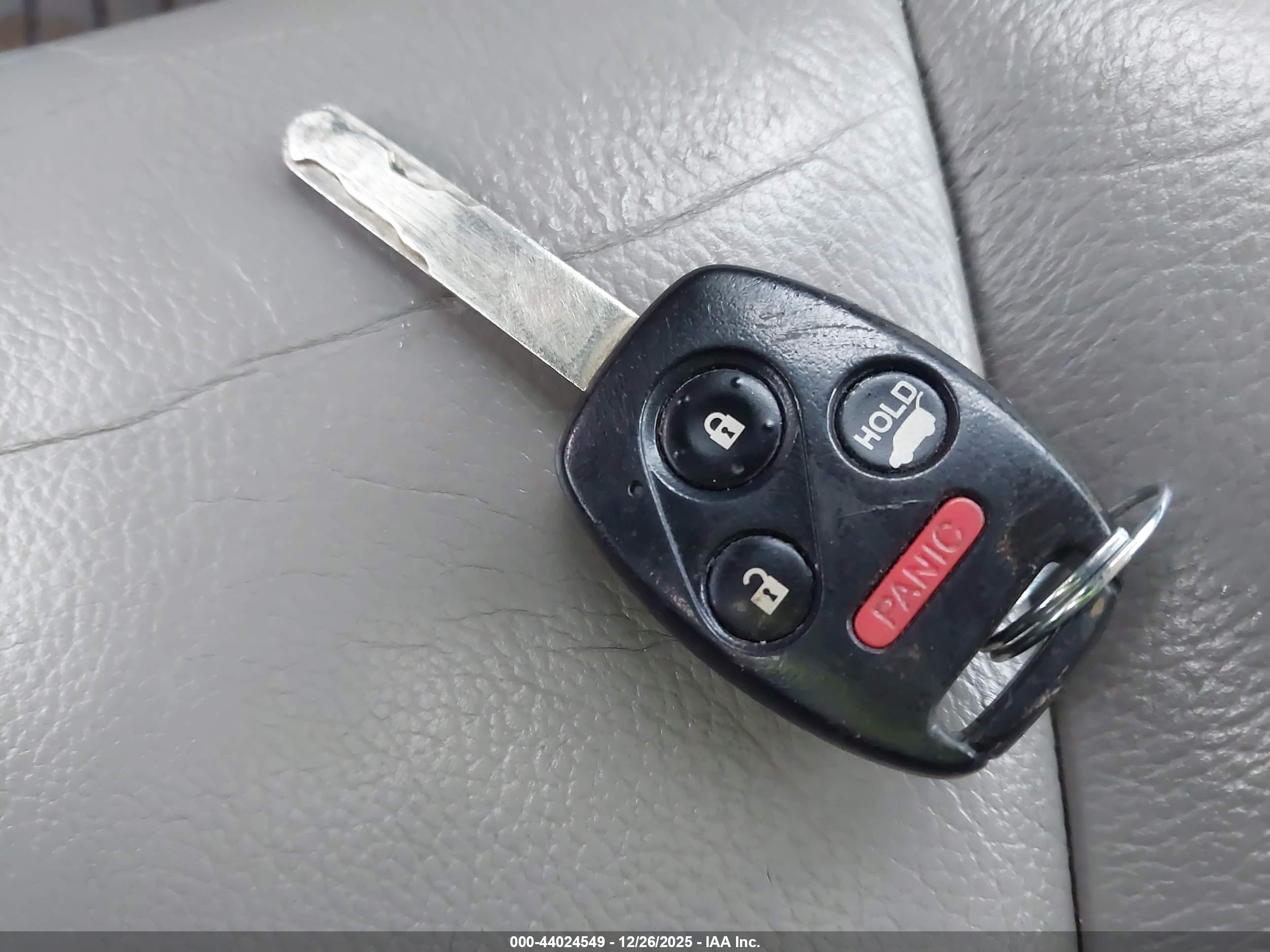 HONDA PILOT image 11