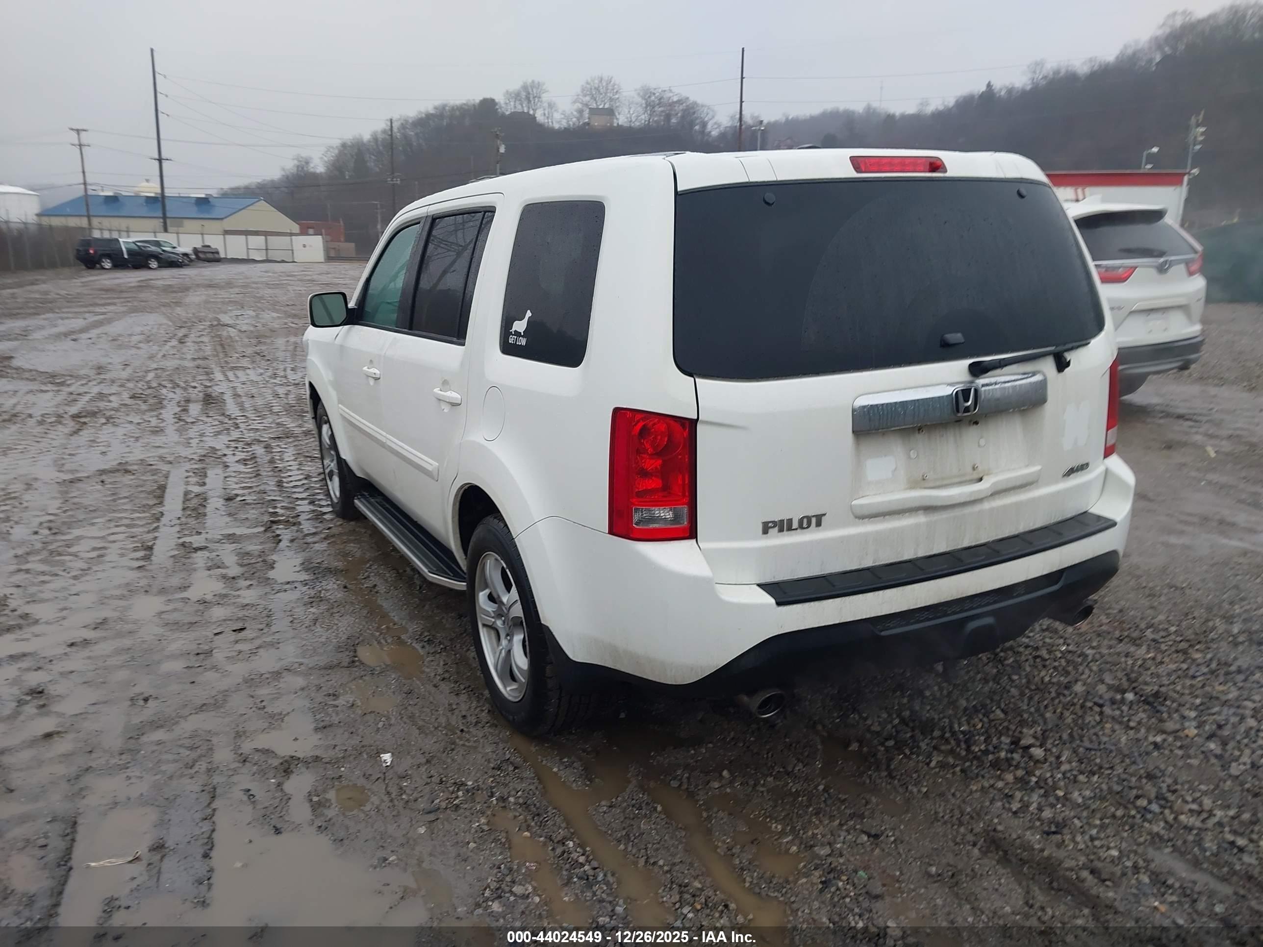 HONDA PILOT image 3