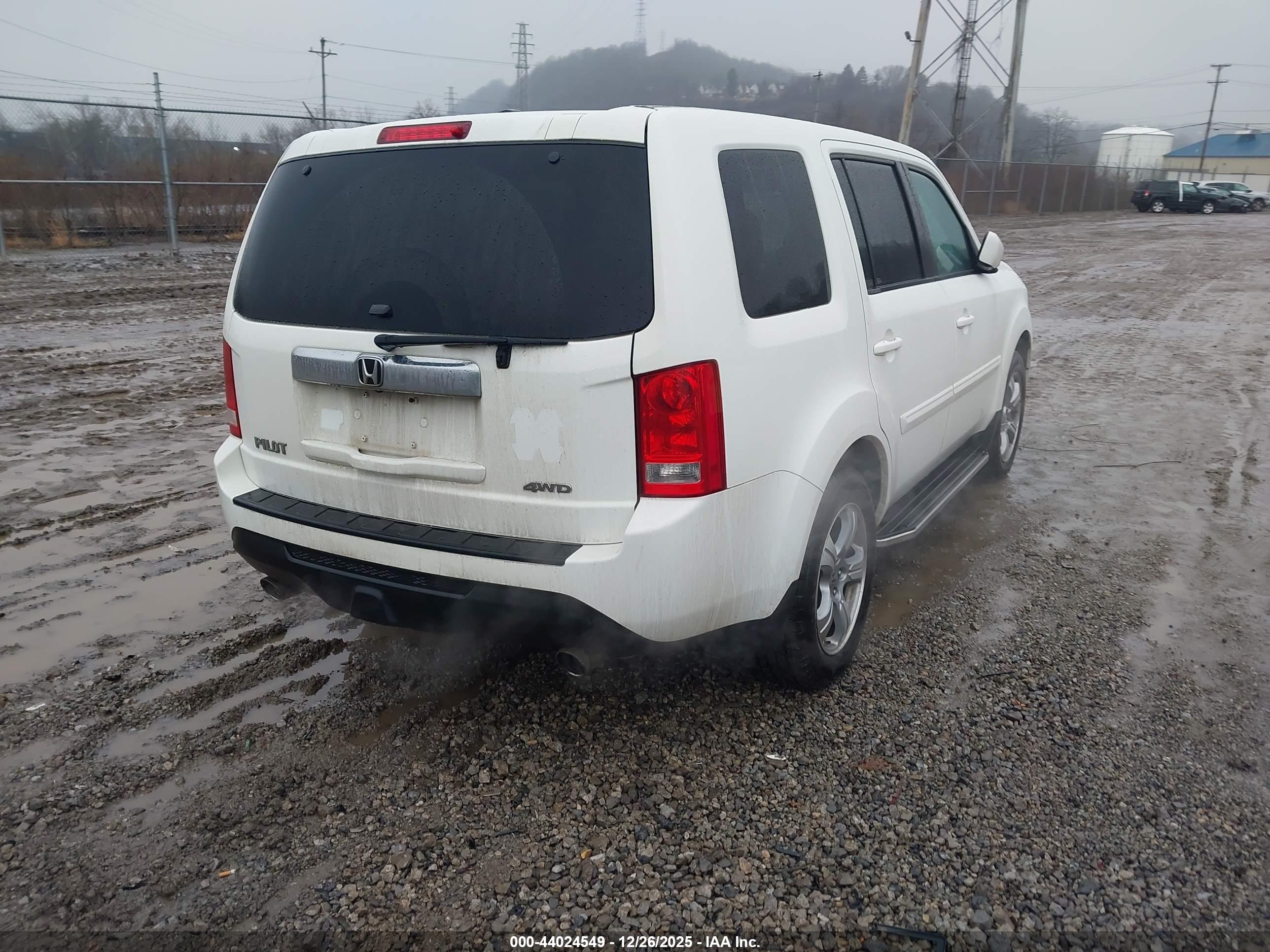 HONDA PILOT image 4