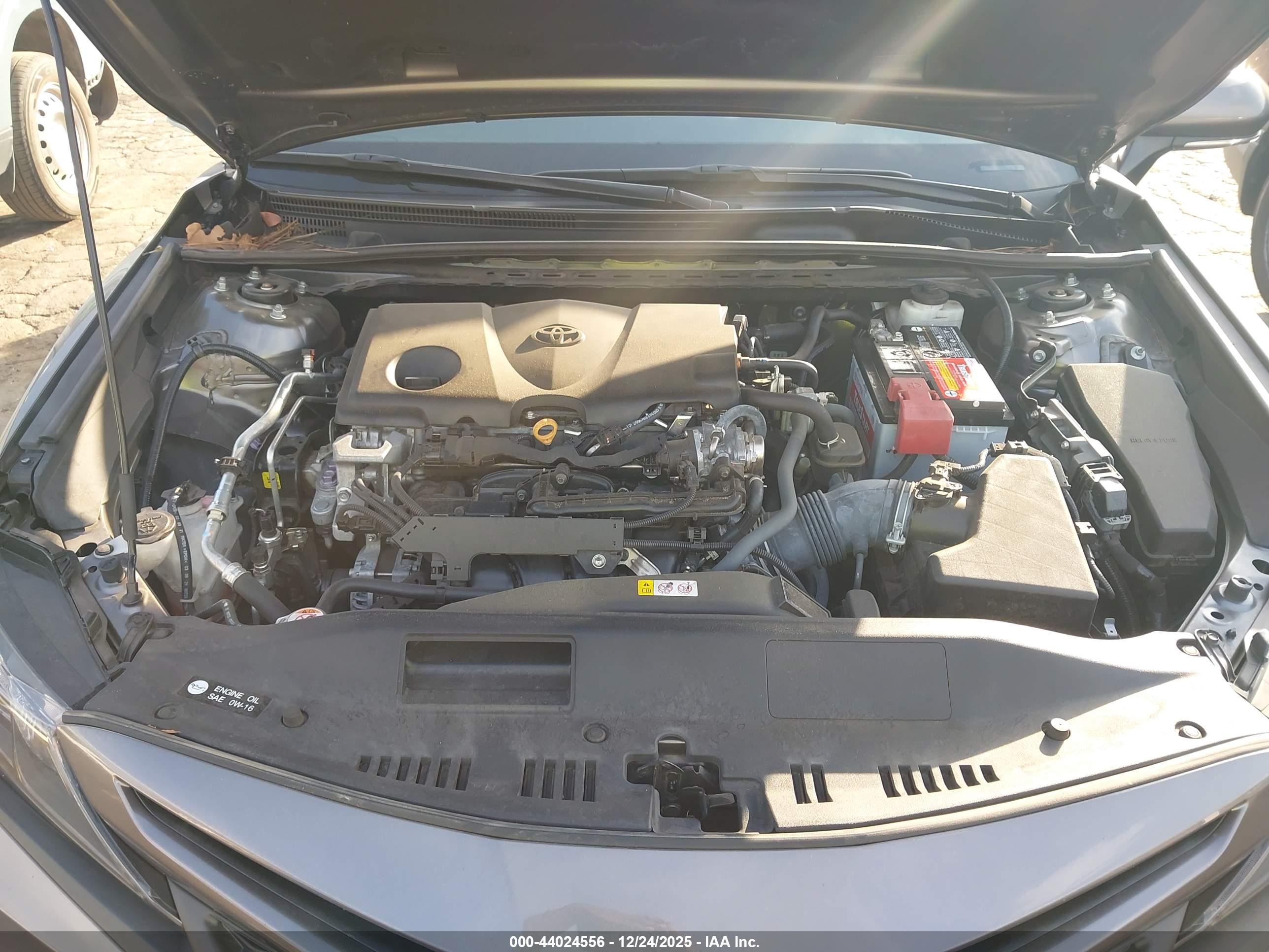 TOYOTA CAMRY image 10