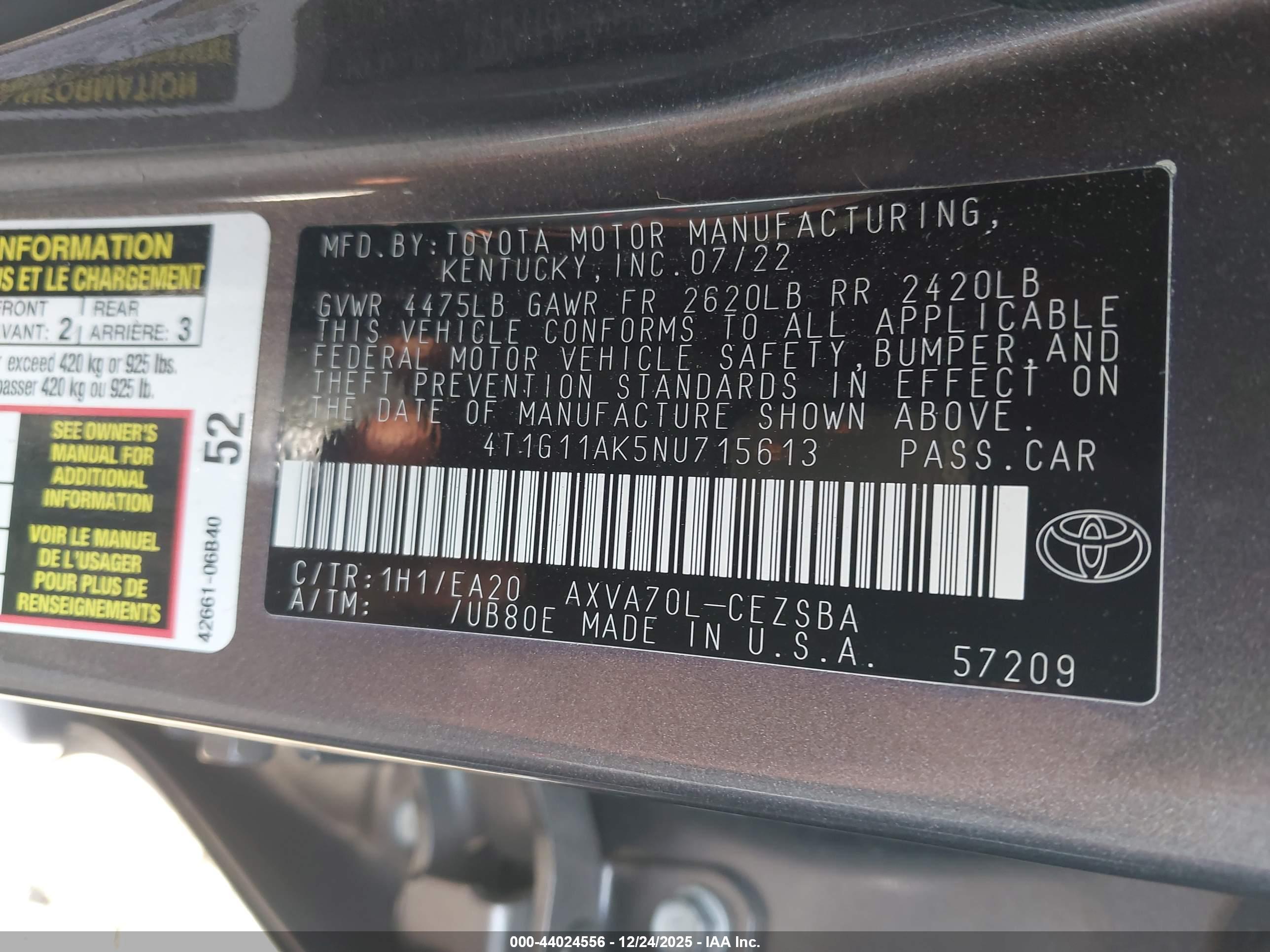 TOYOTA CAMRY image 9