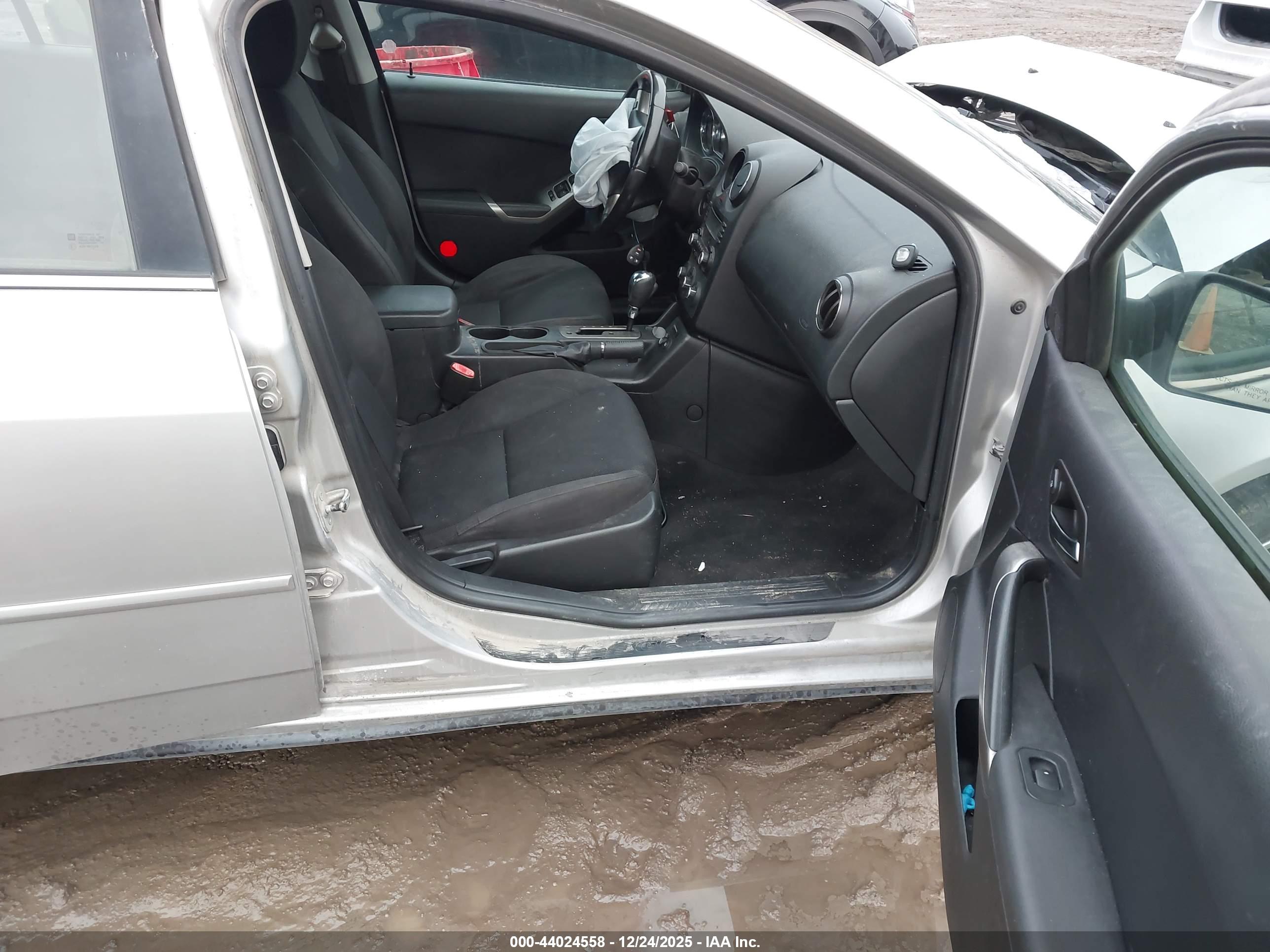 PONTIAC G6 image 5