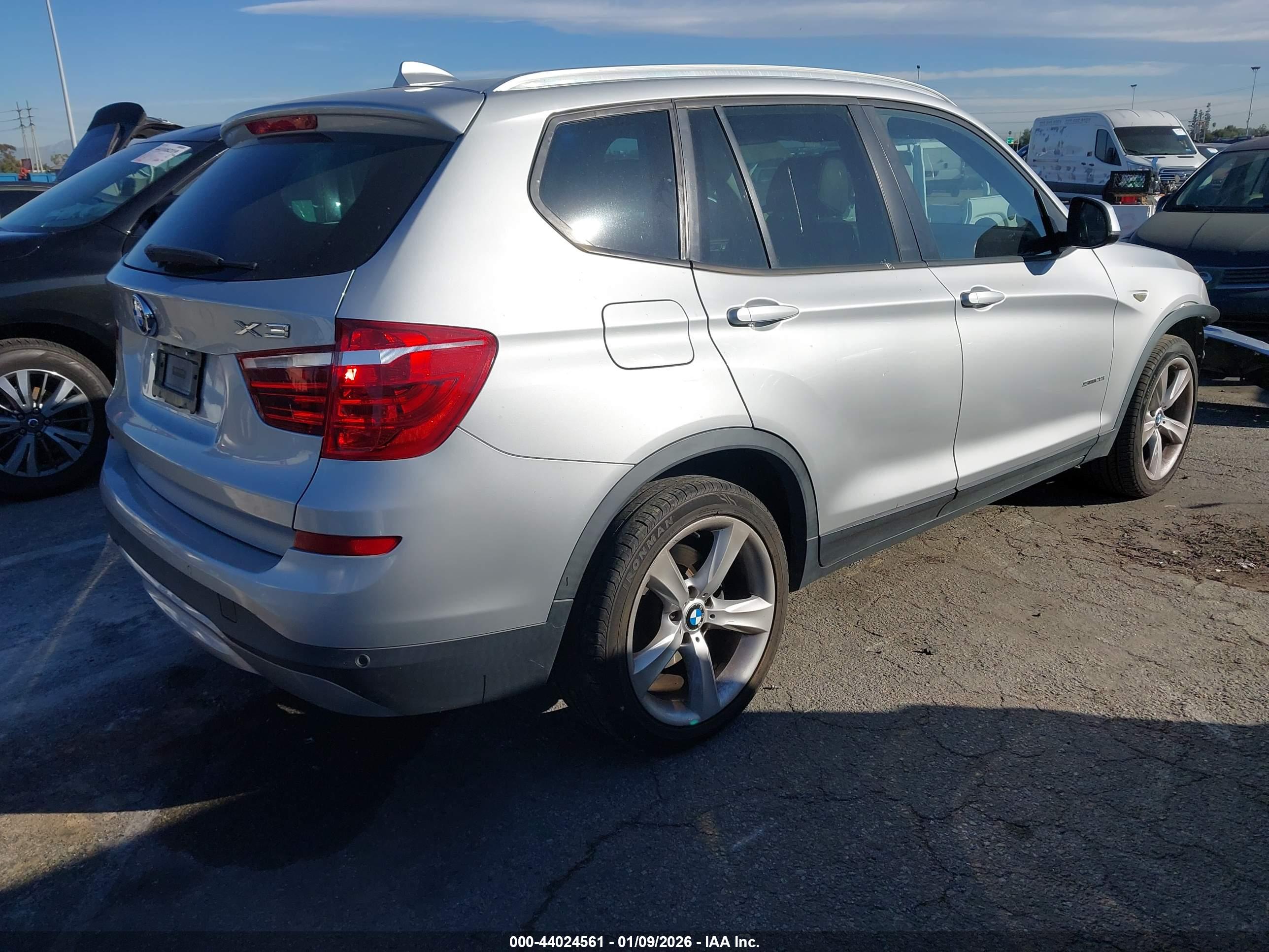 BMW X3 image 4