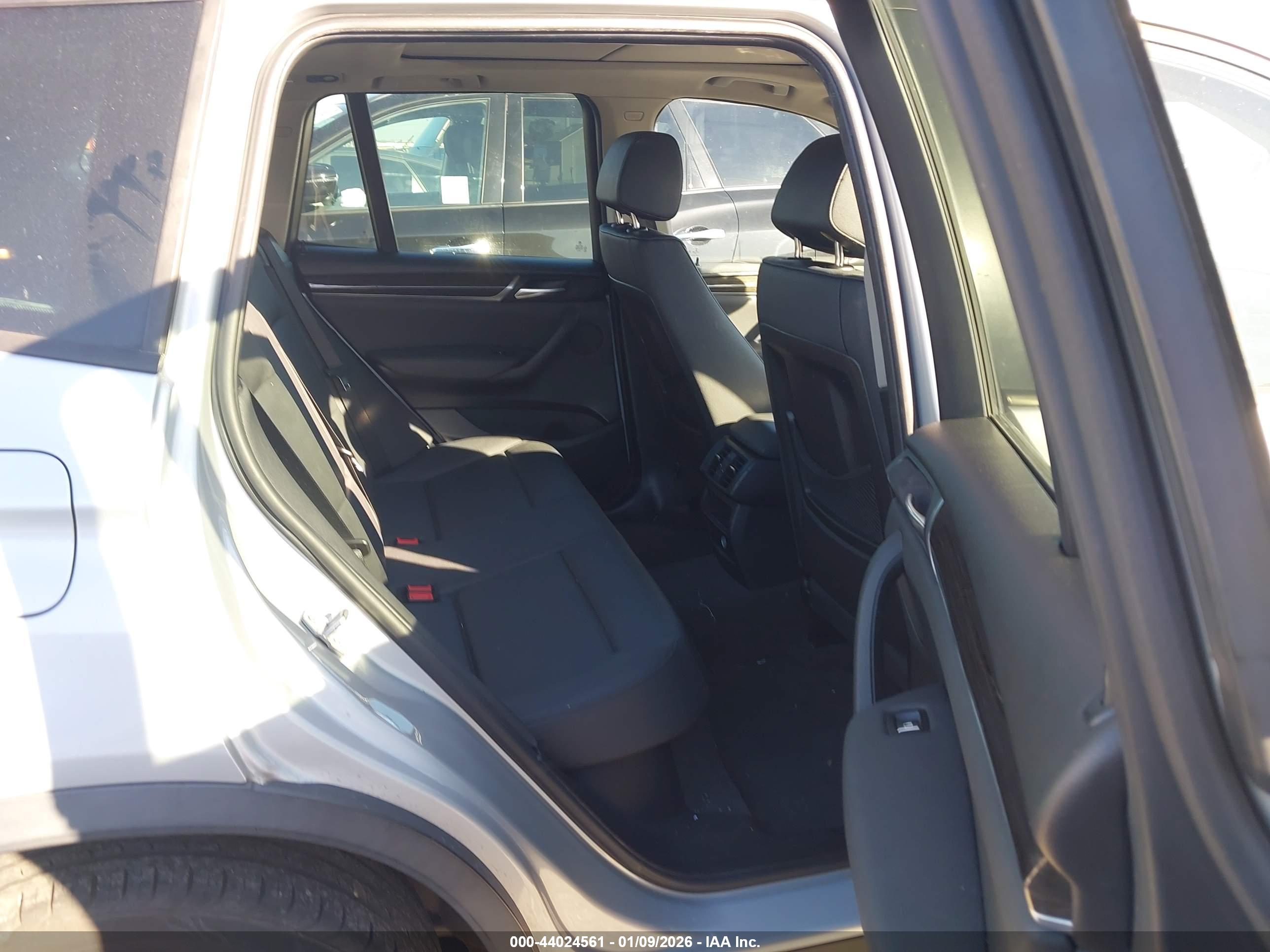 BMW X3 image 8