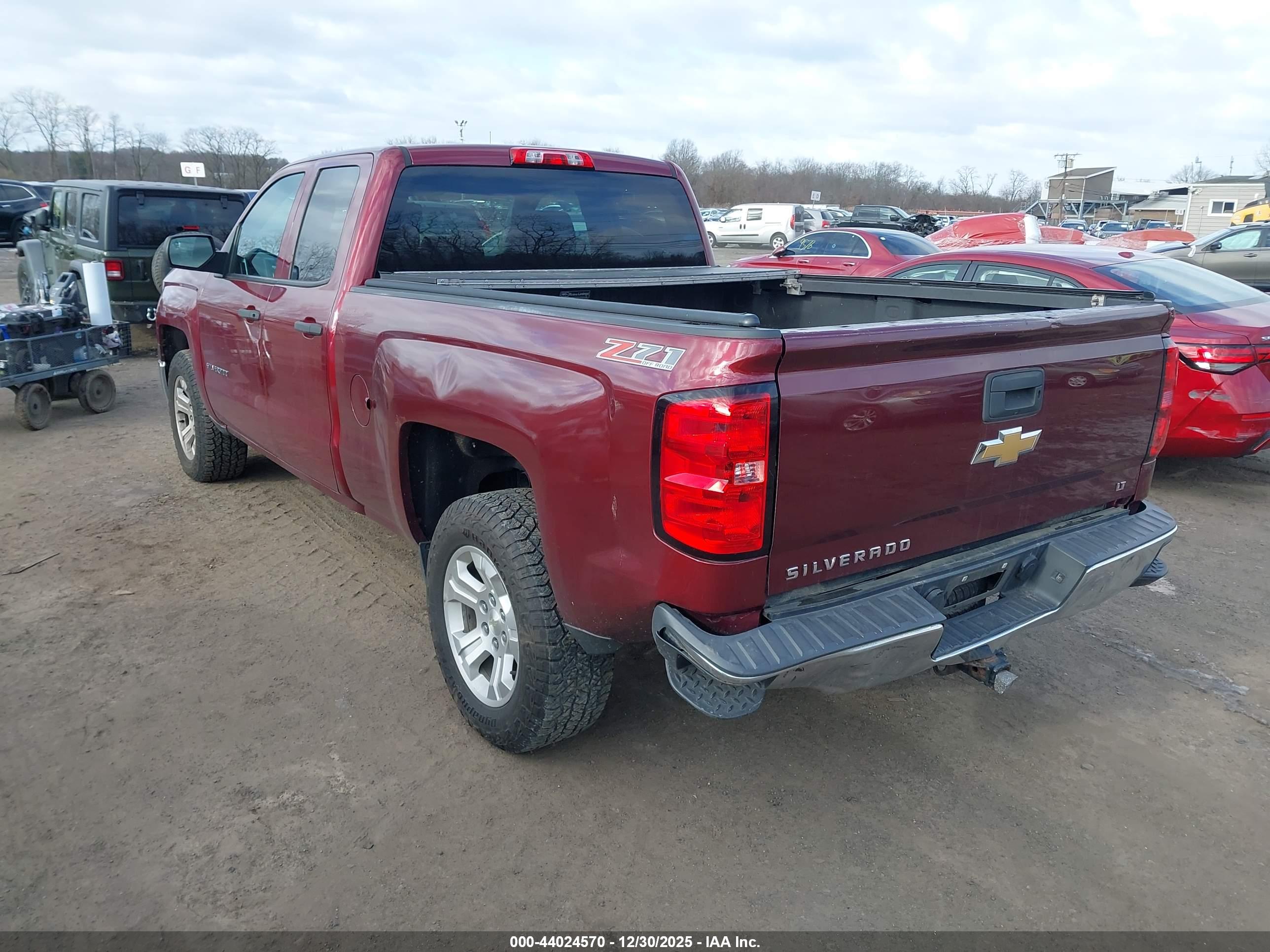 CHEVROLET SILVERADO image 6
