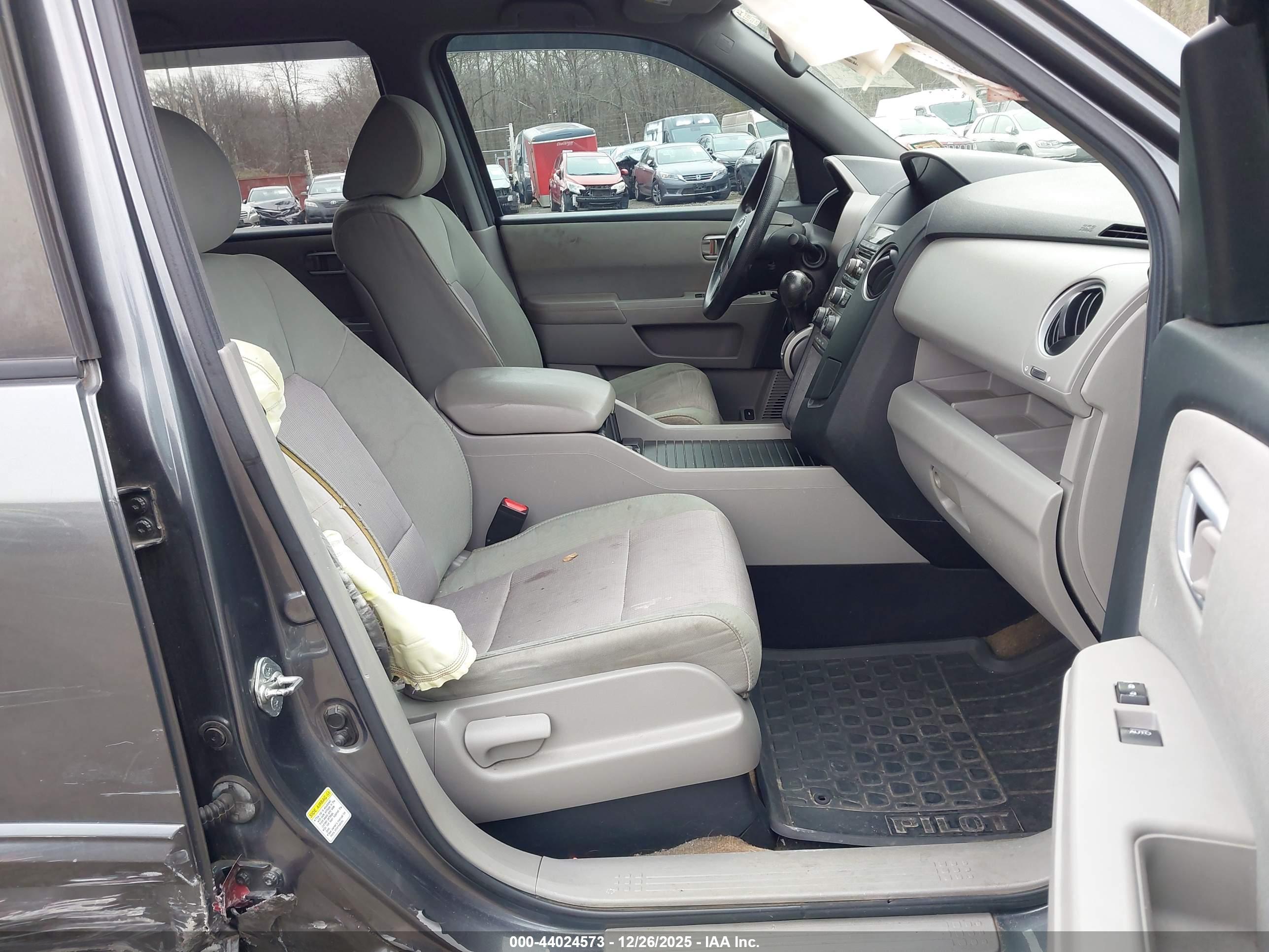 HONDA PILOT image 5