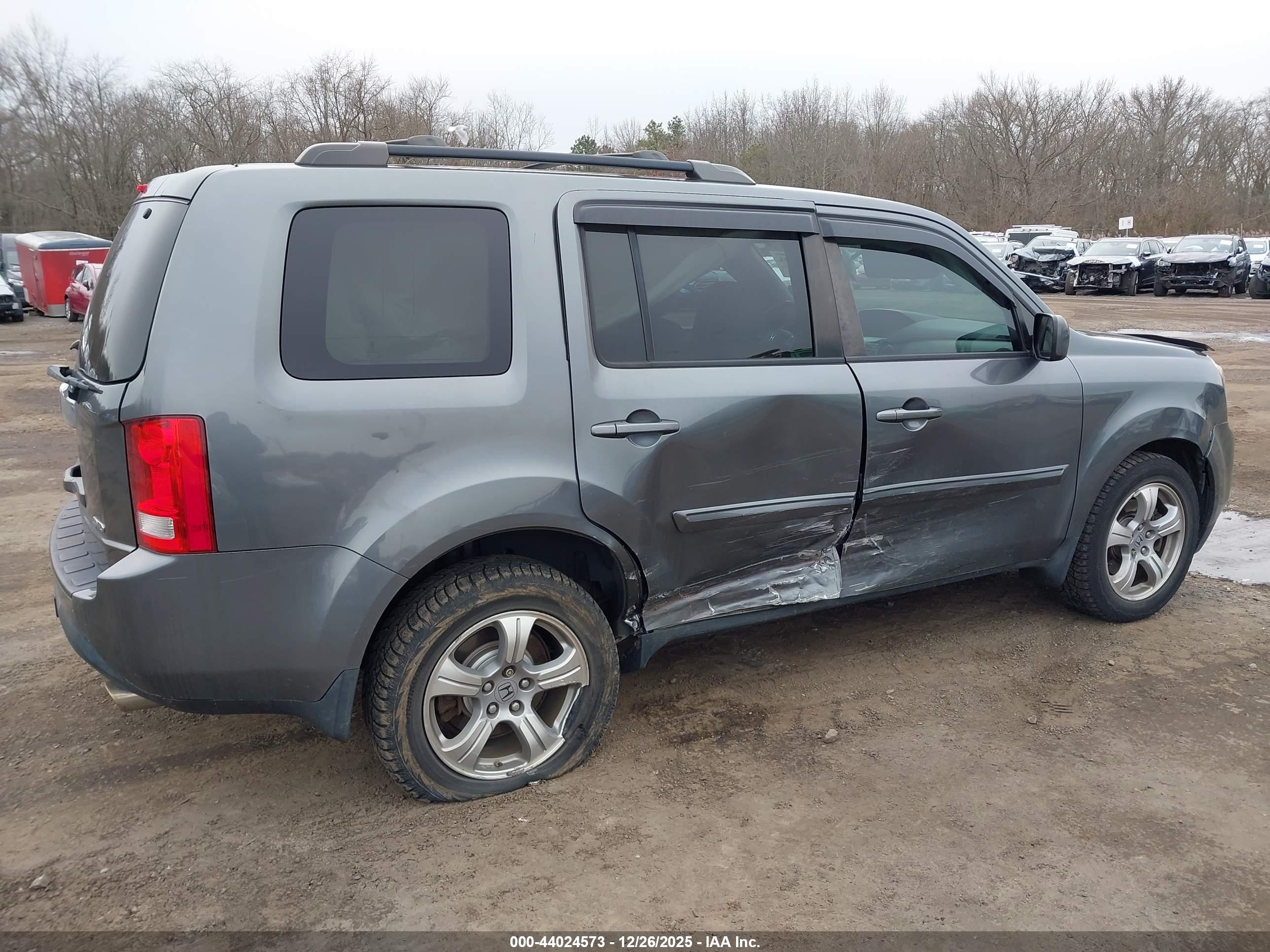 HONDA PILOT image 6