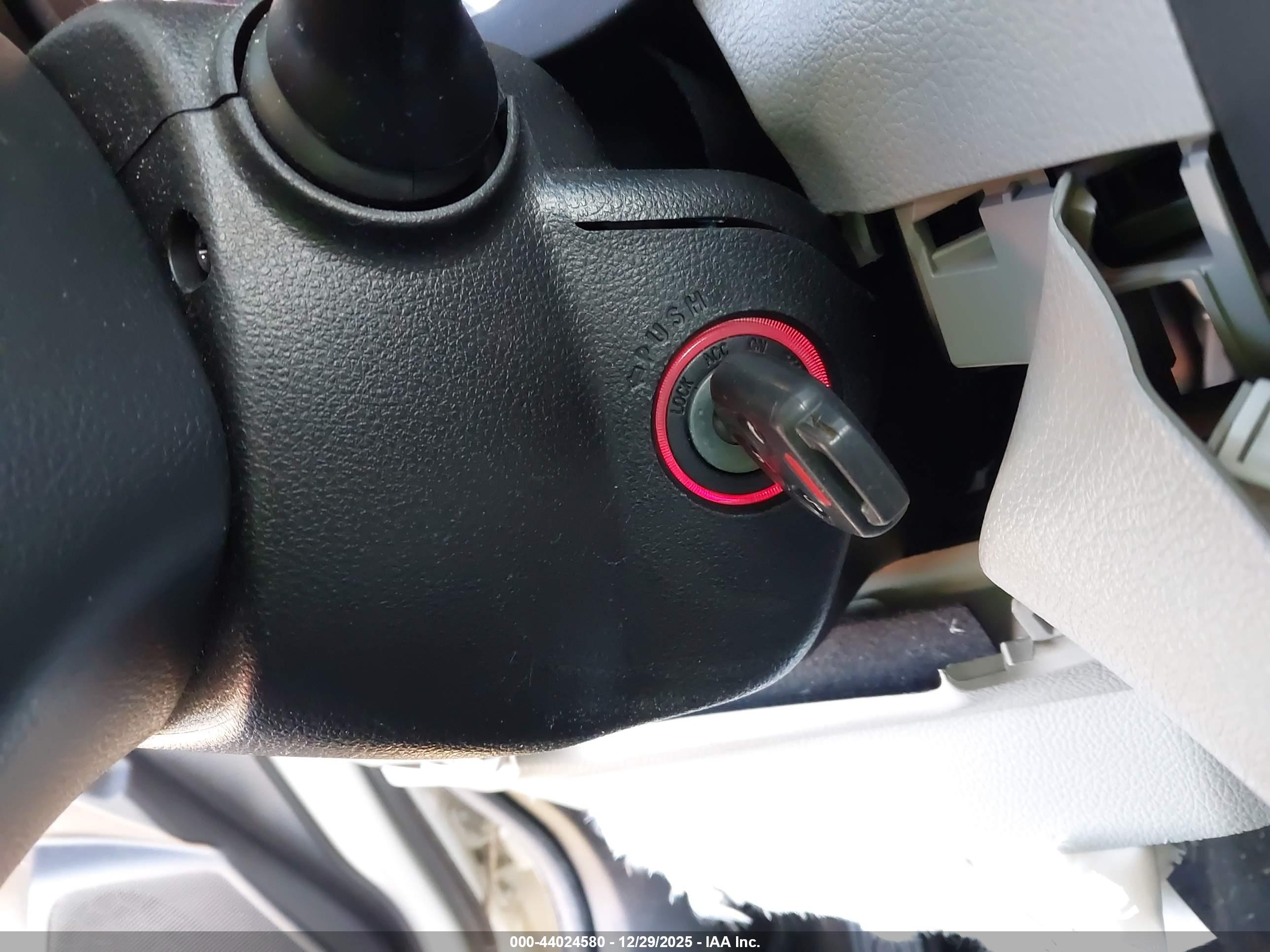 SUBARU FORESTER image 11