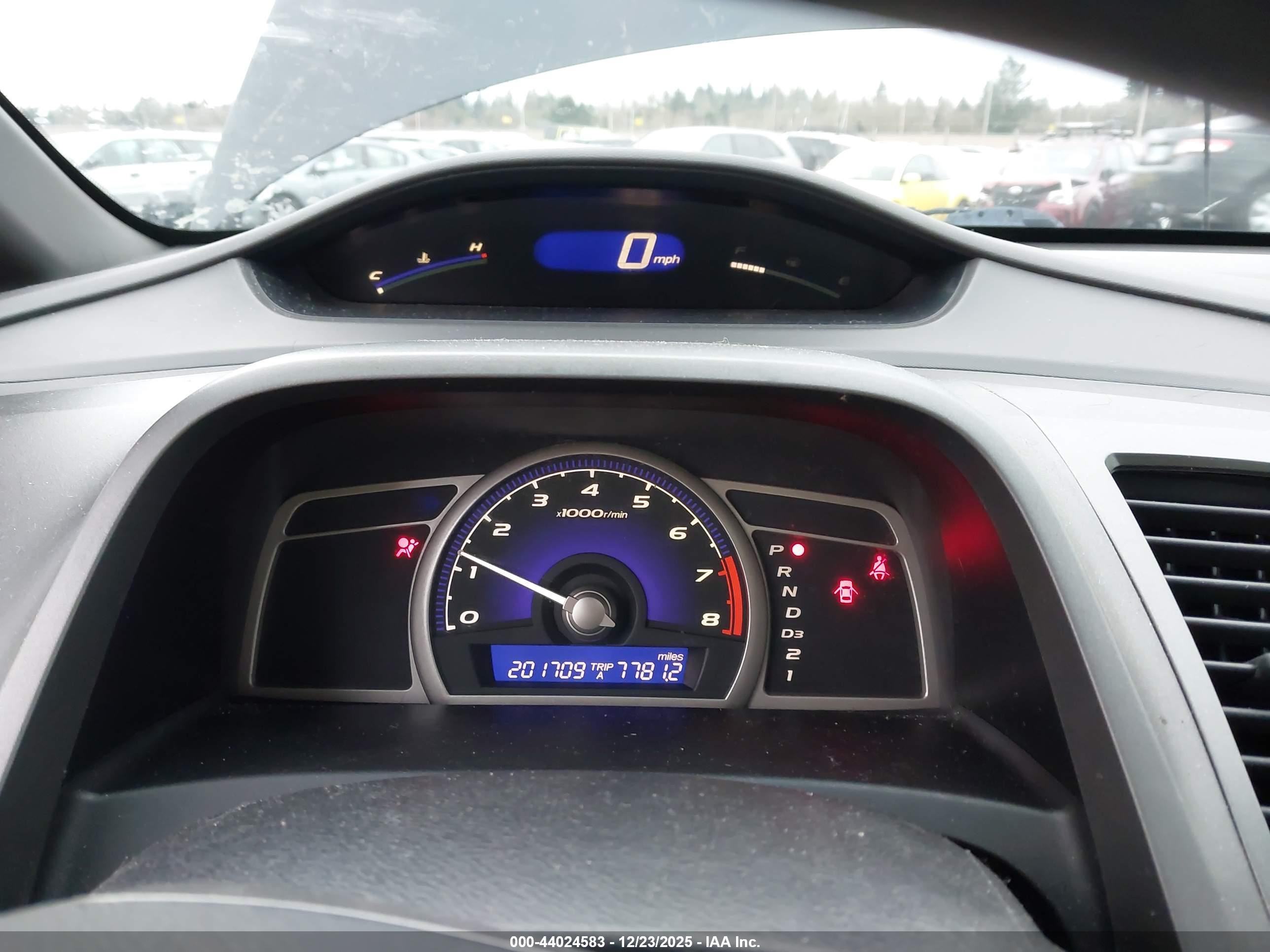 HONDA CIVIC image 7