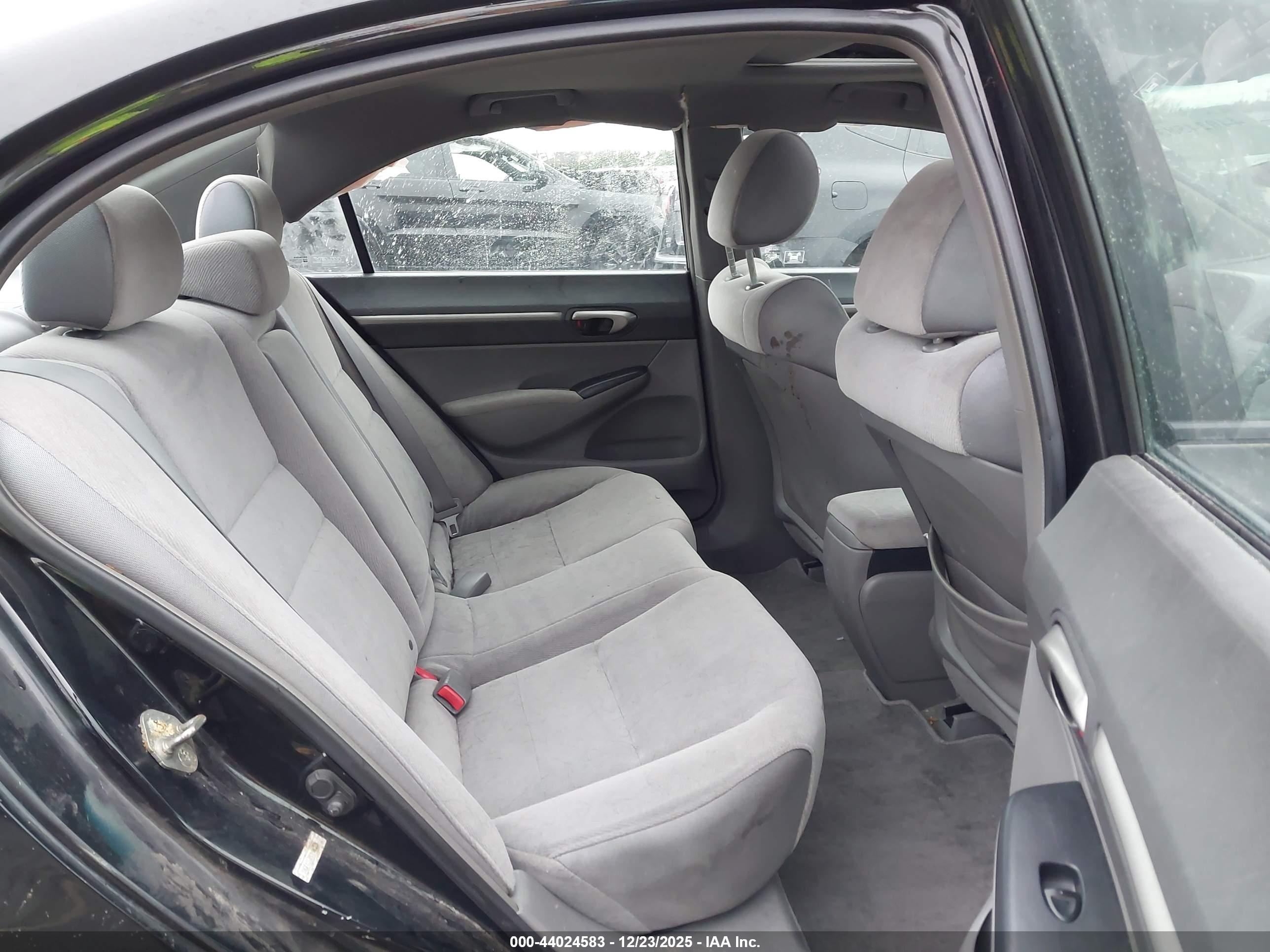 HONDA CIVIC image 8