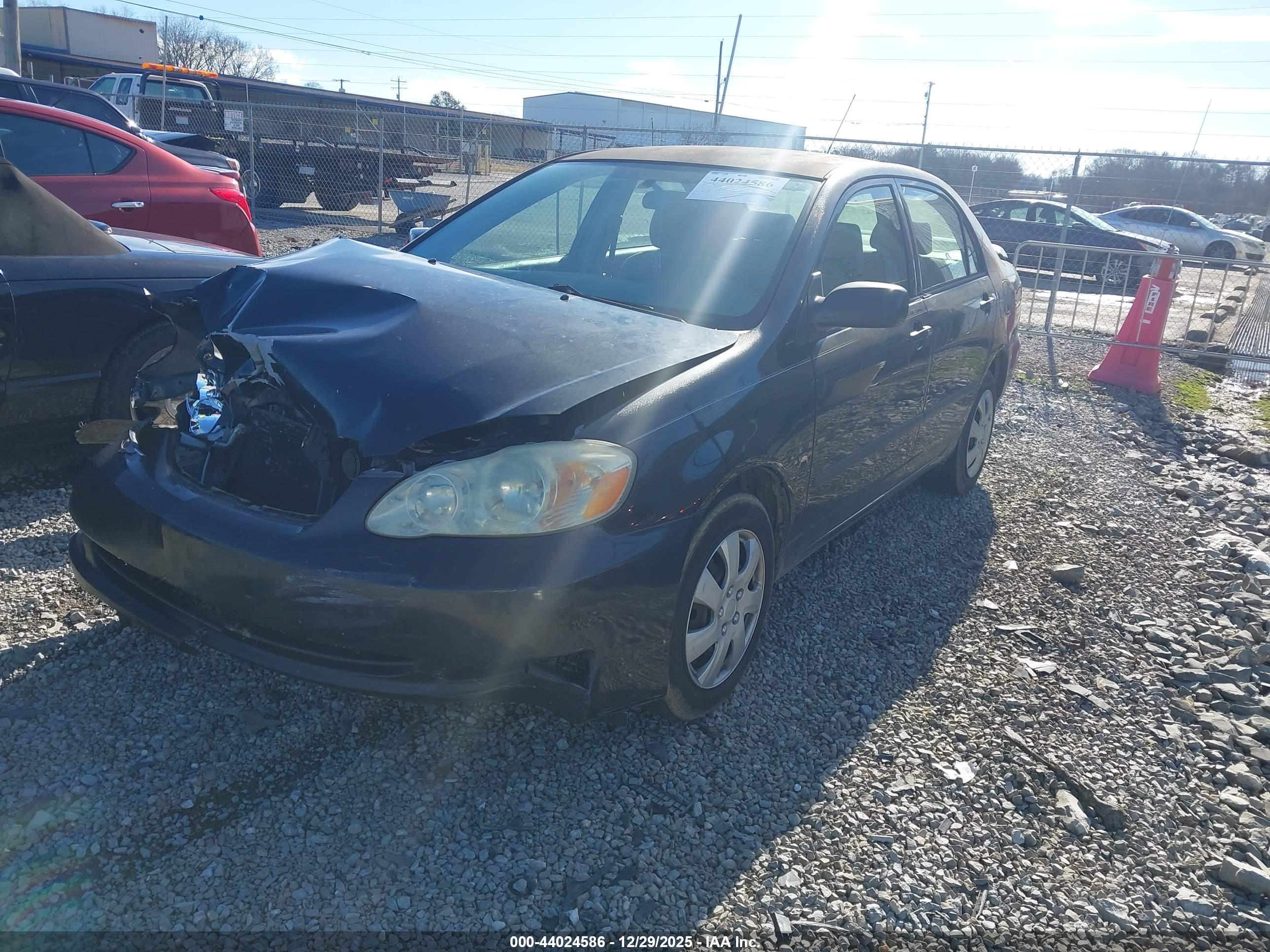 TOYOTA COROLLA image 2