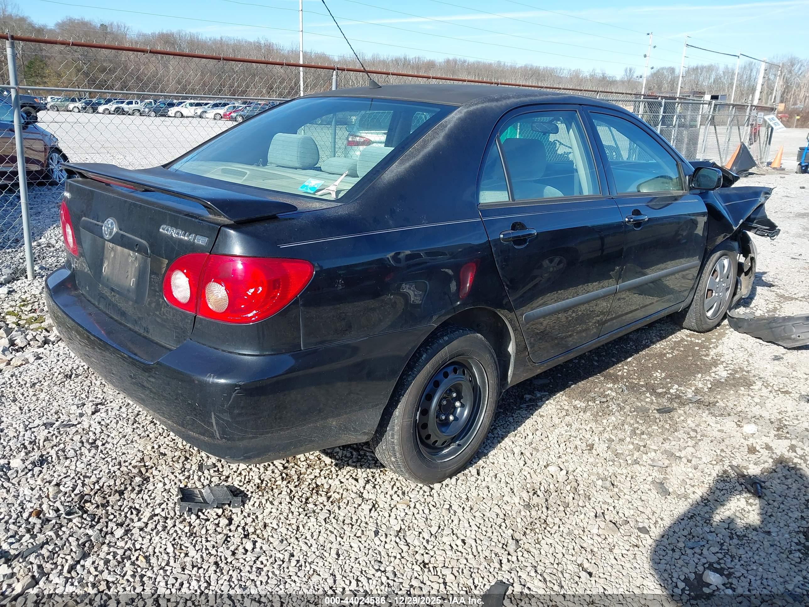 TOYOTA COROLLA image 4