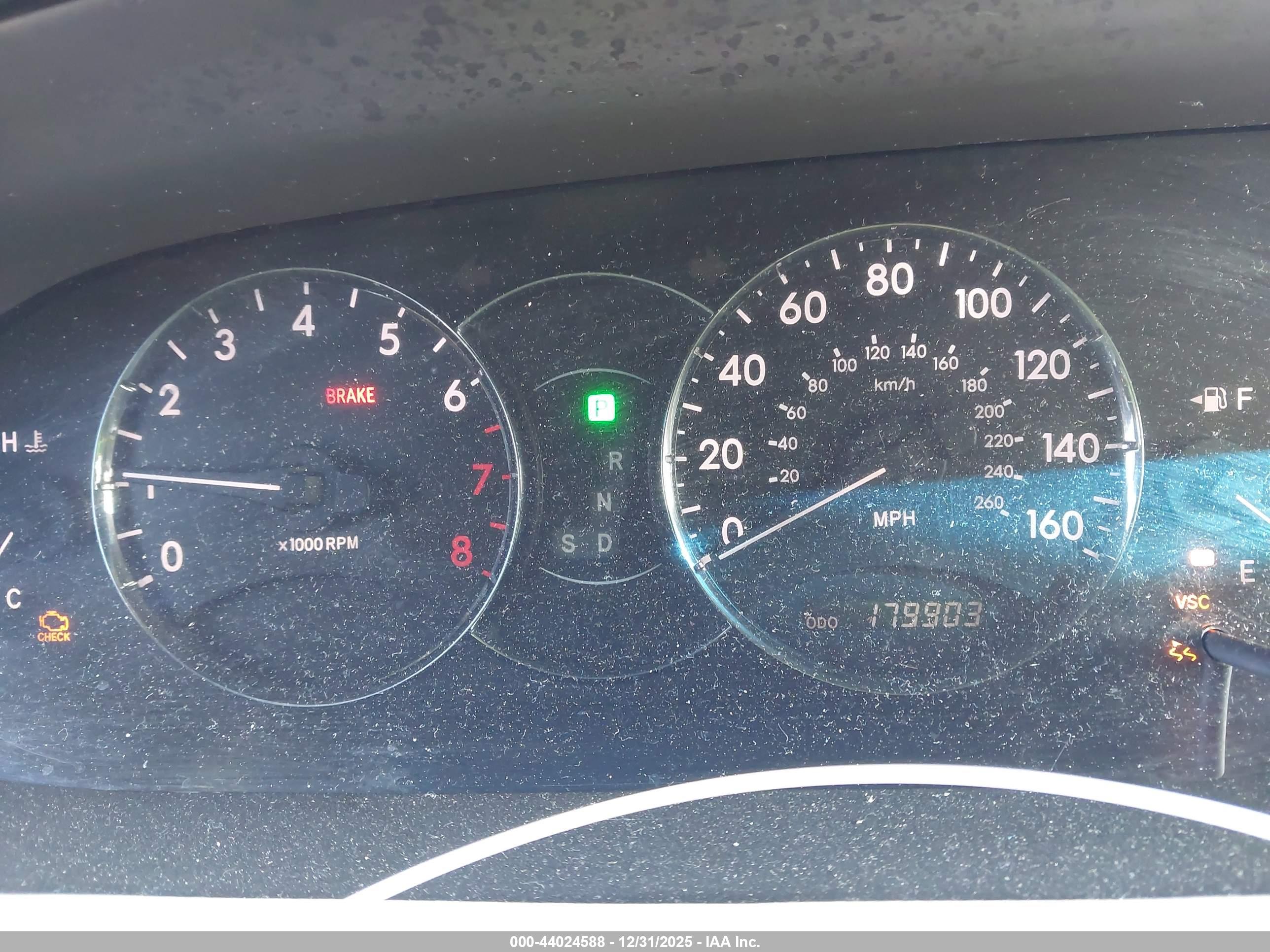 TOYOTA AVALON image 7