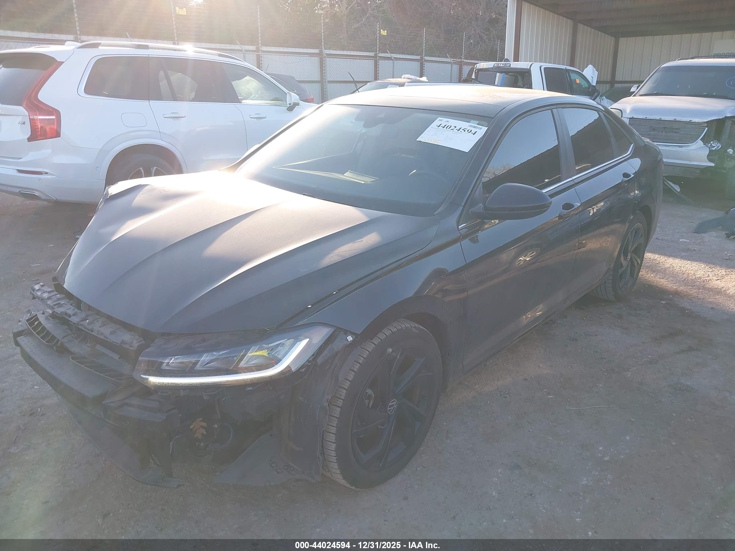 VOLKSWAGEN JETTA image 2
