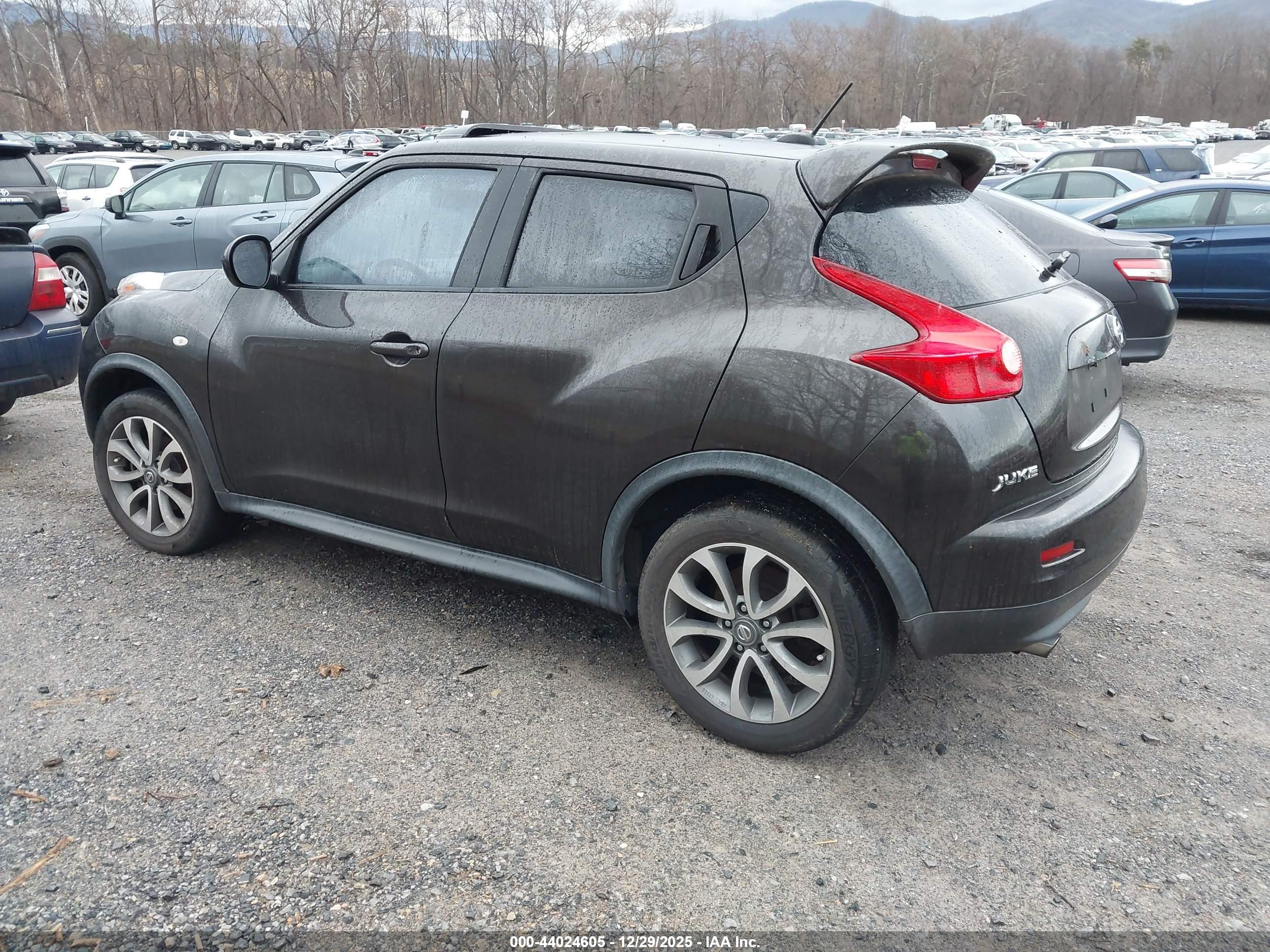NISSAN JUKE image 3