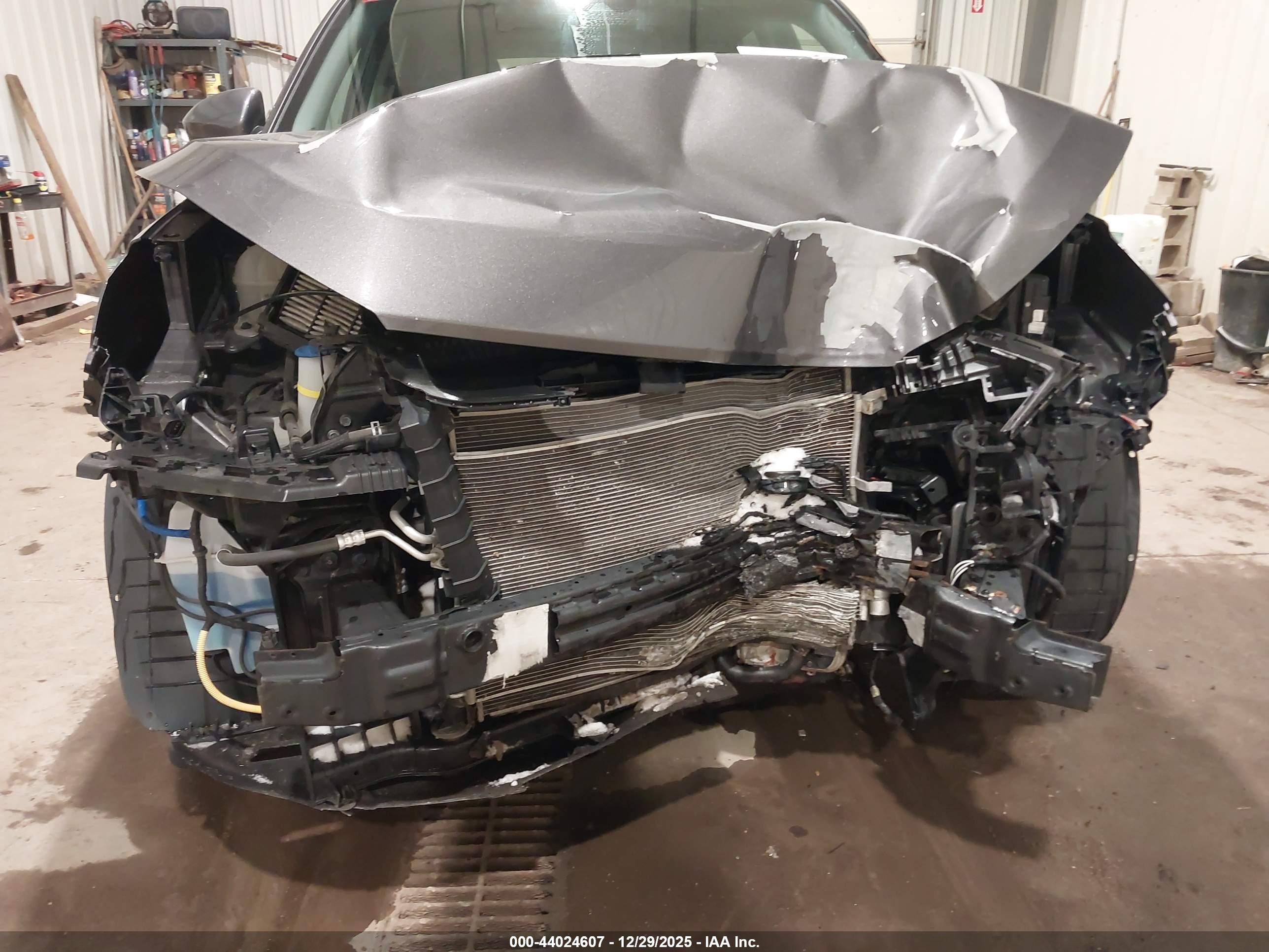 HYUNDAI TUCSON image 6