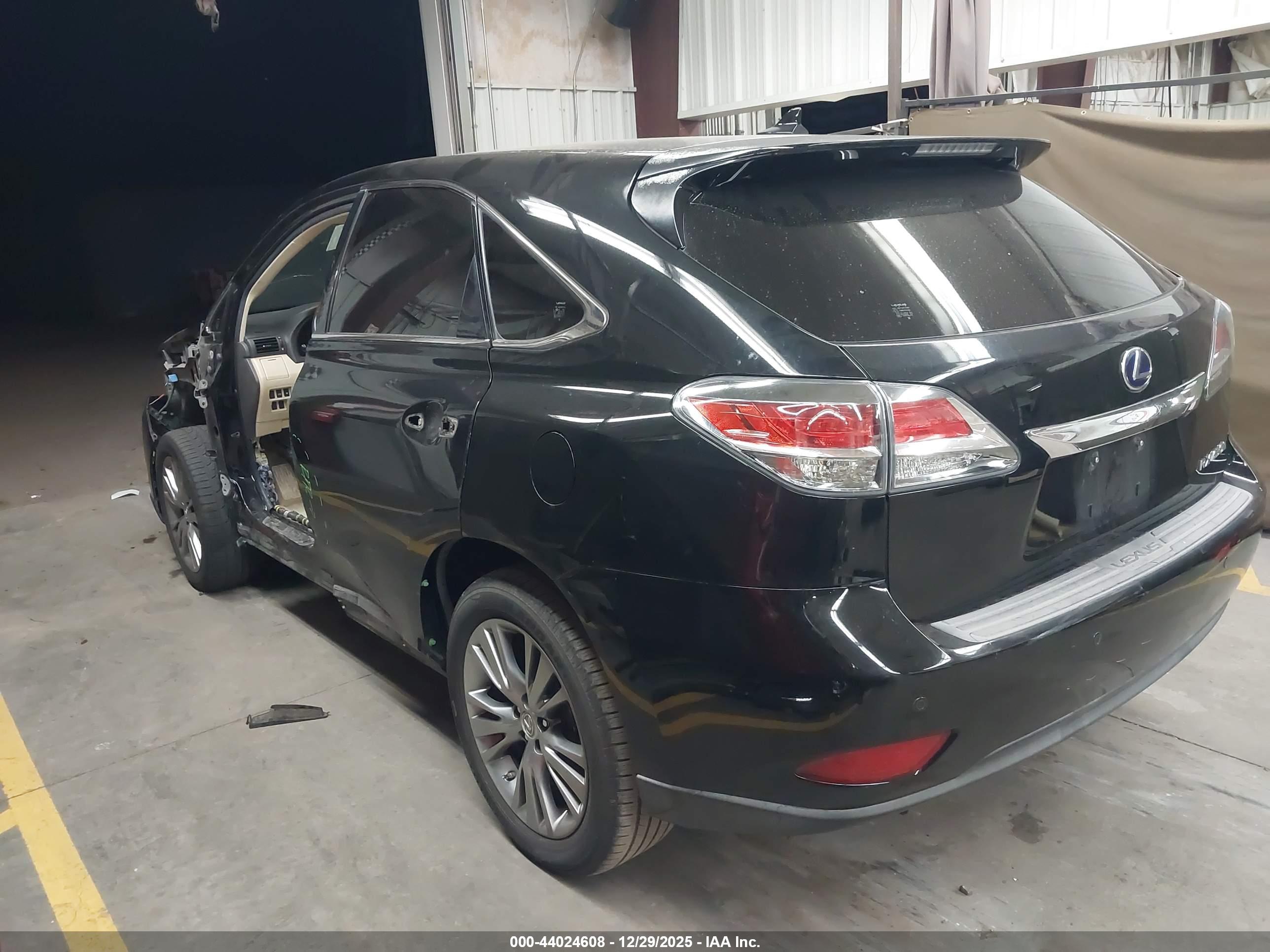 LEXUS RX image 3