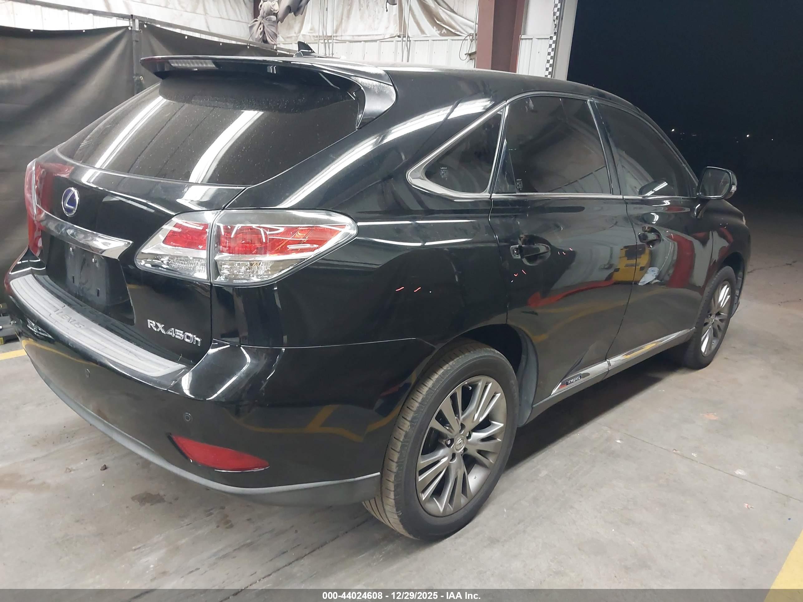 LEXUS RX image 4