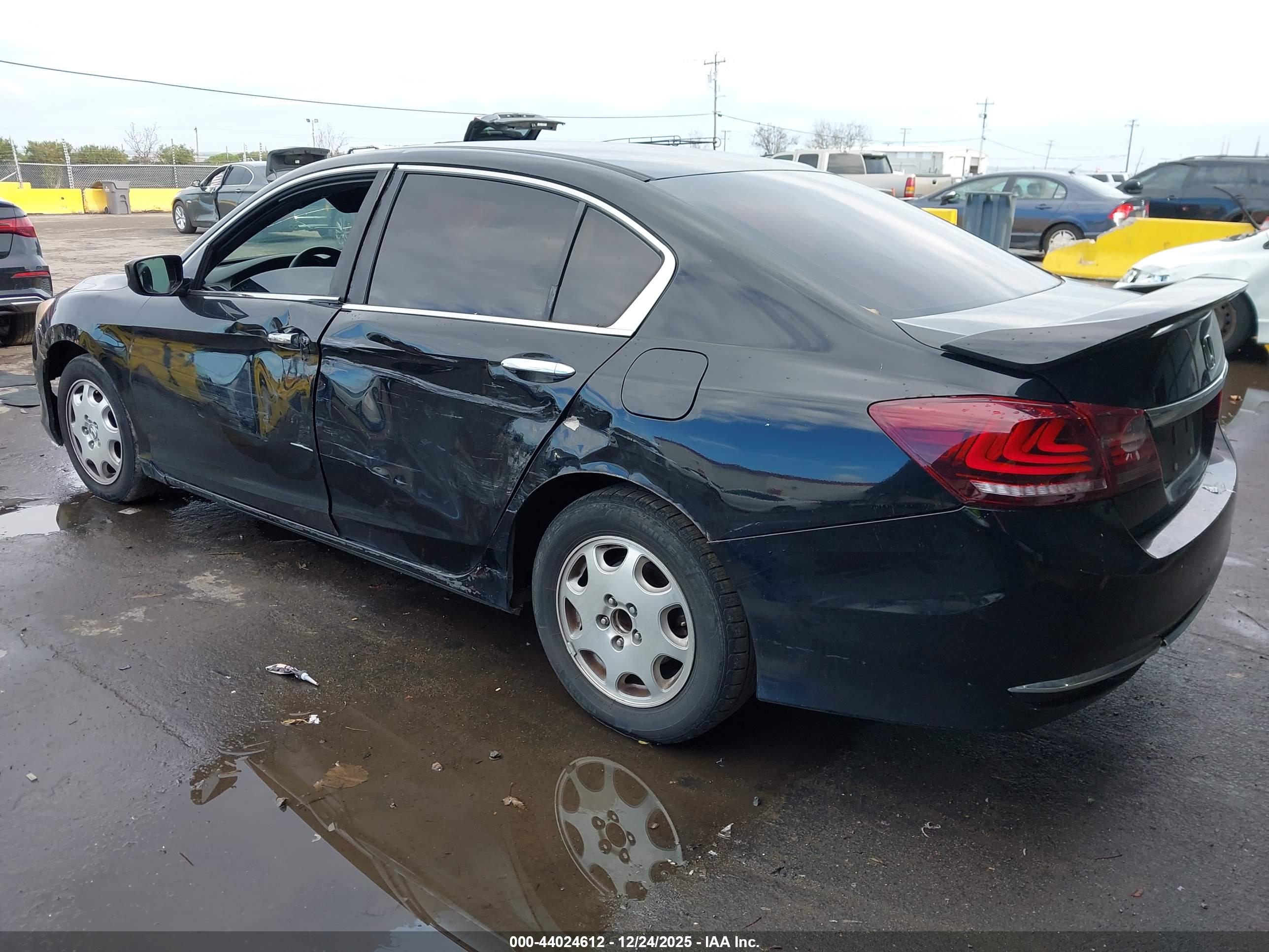 HONDA ACCORD image 3