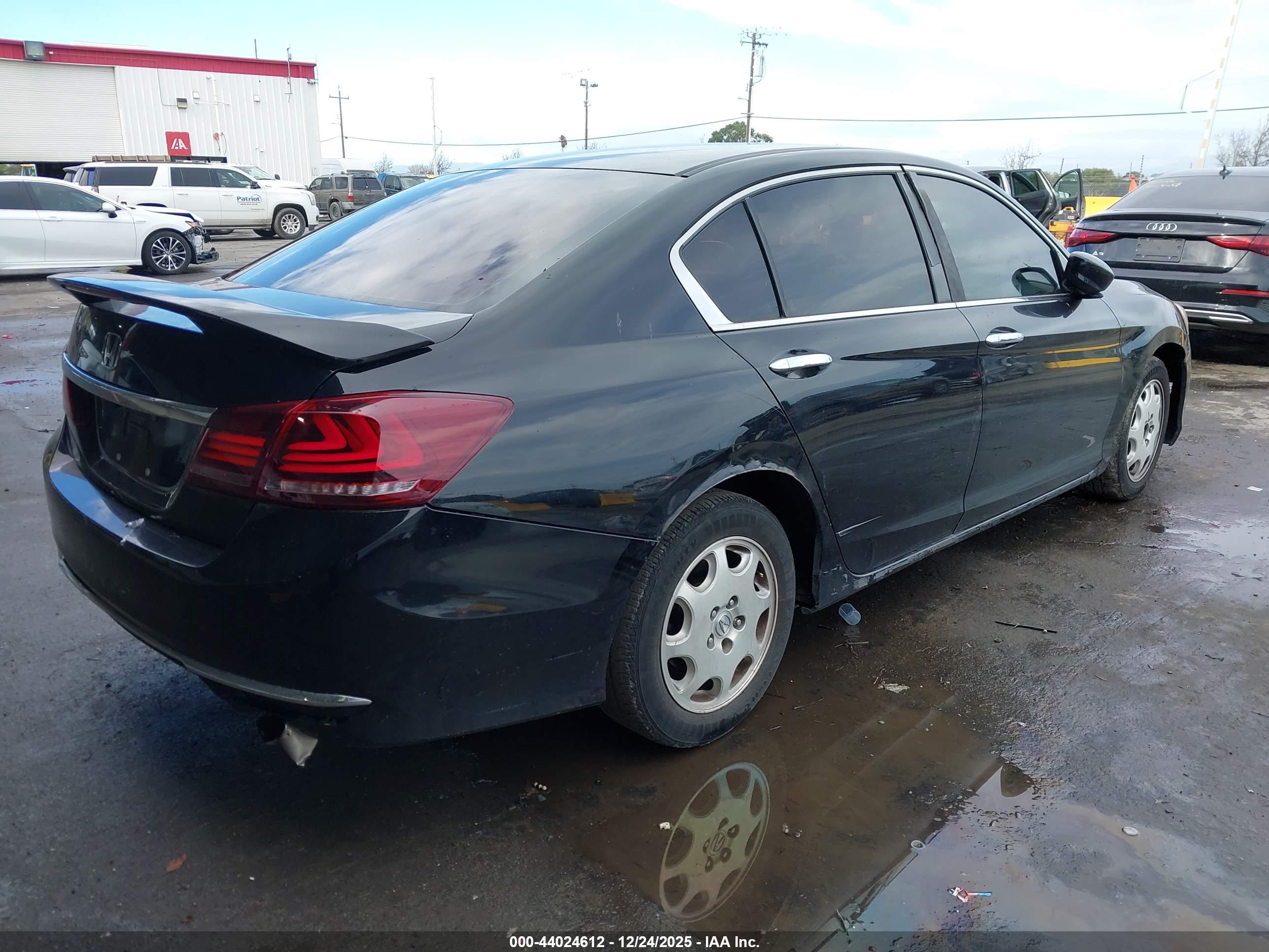 HONDA ACCORD image 4