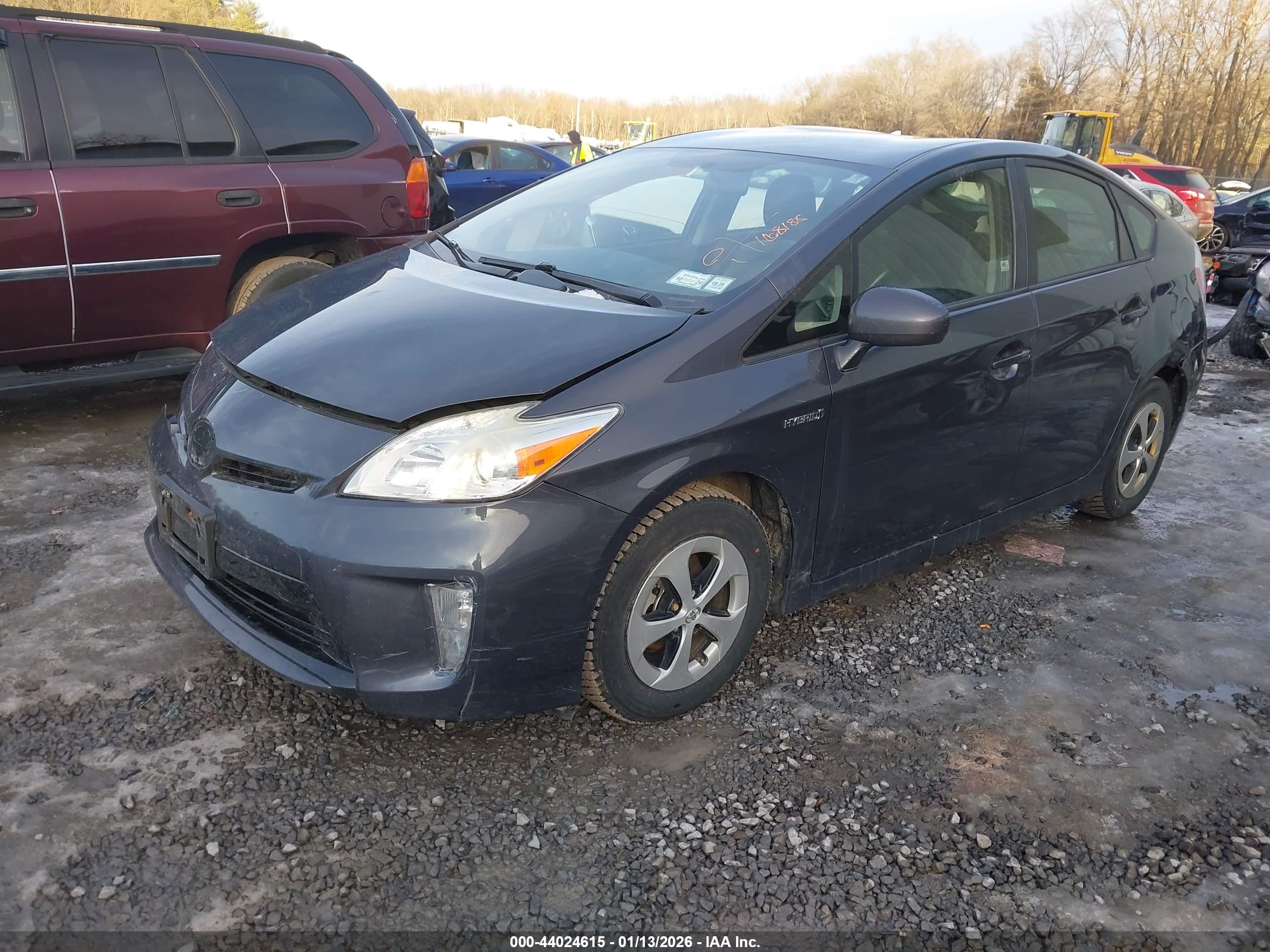 TOYOTA PRIUS image 2