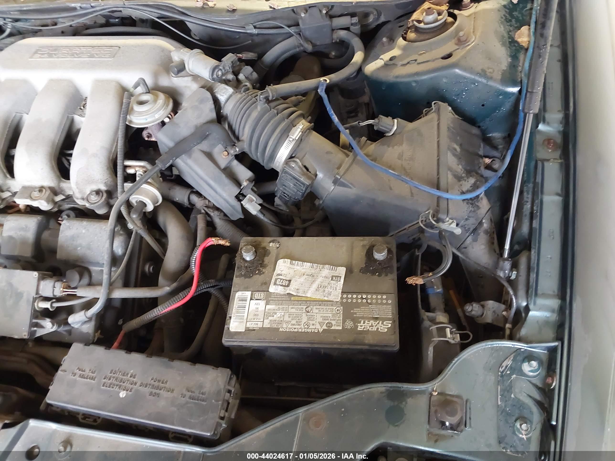 FORD TAURUS image 6