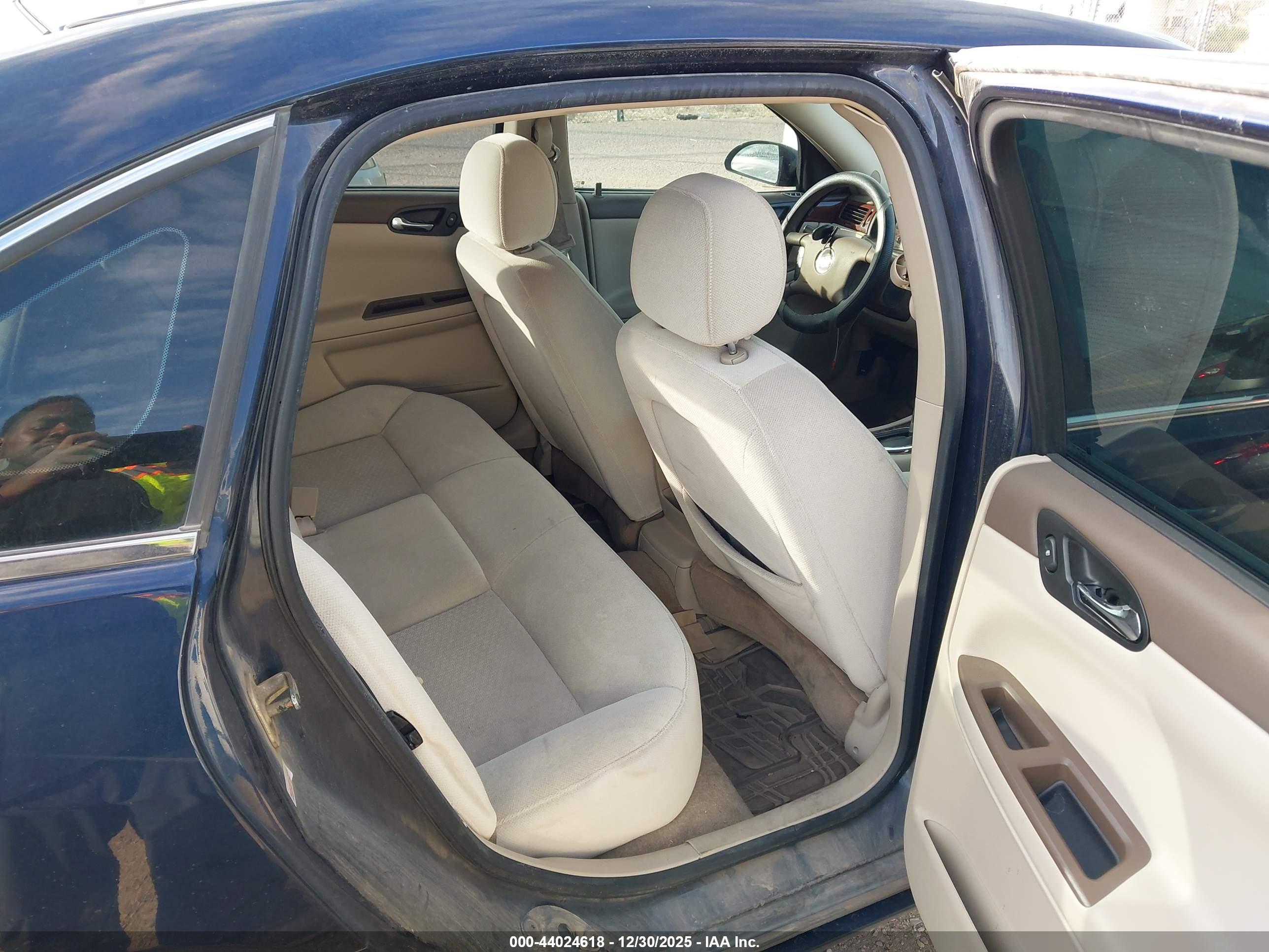 CHEVROLET IMPALA image 8
