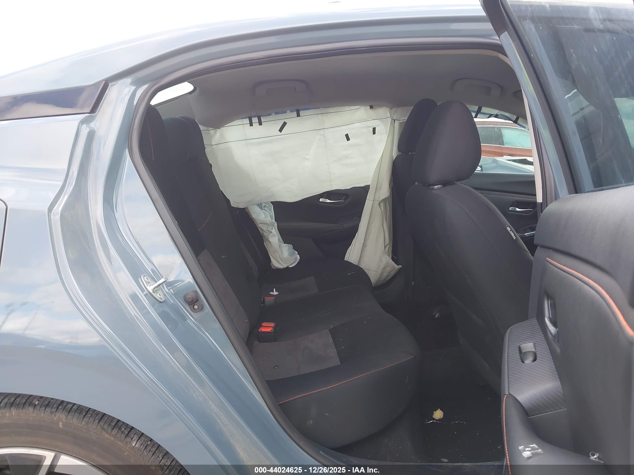 NISSAN SENTRA image 8