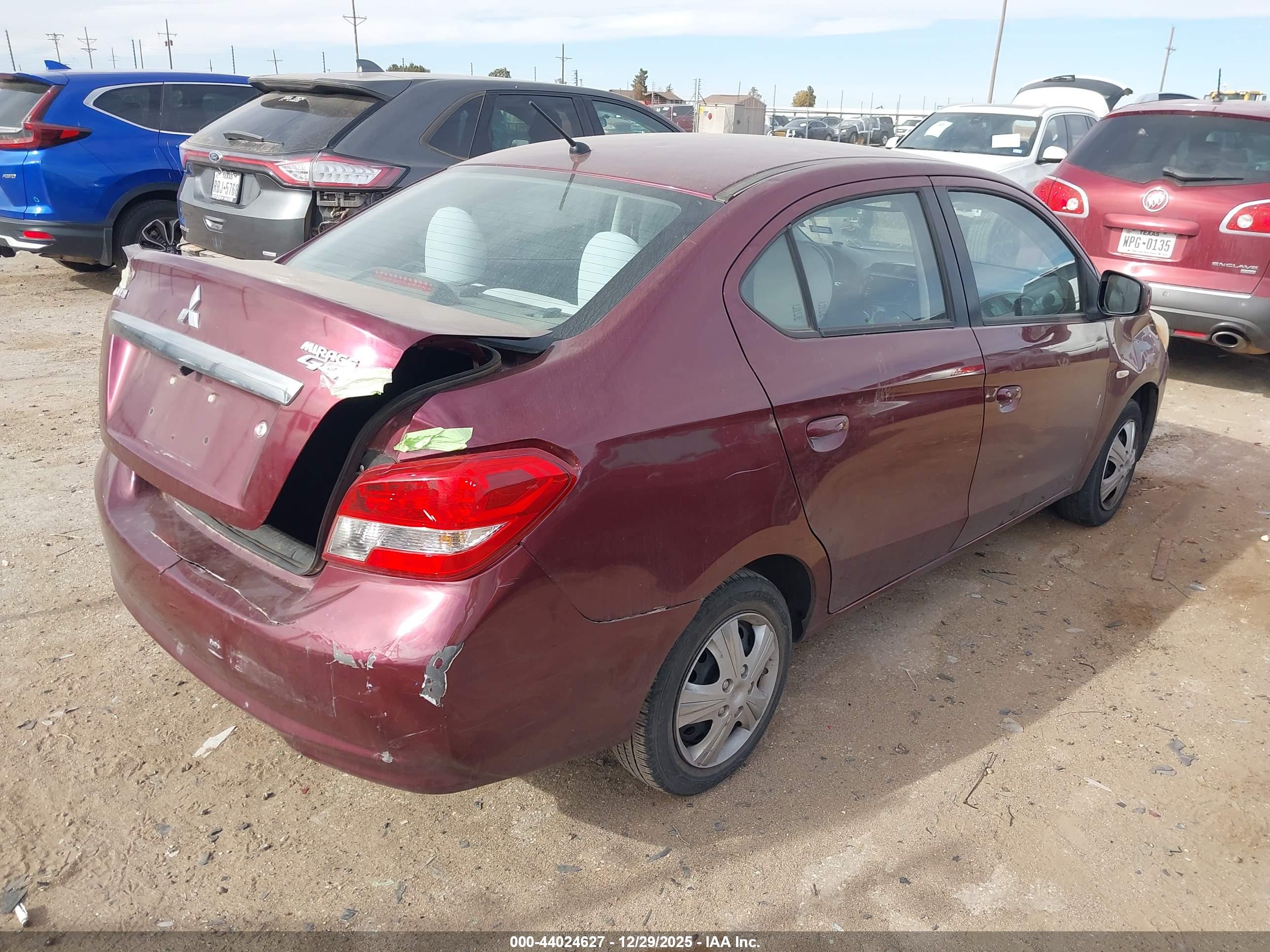 MITSUBISHI MIRAGE image 4