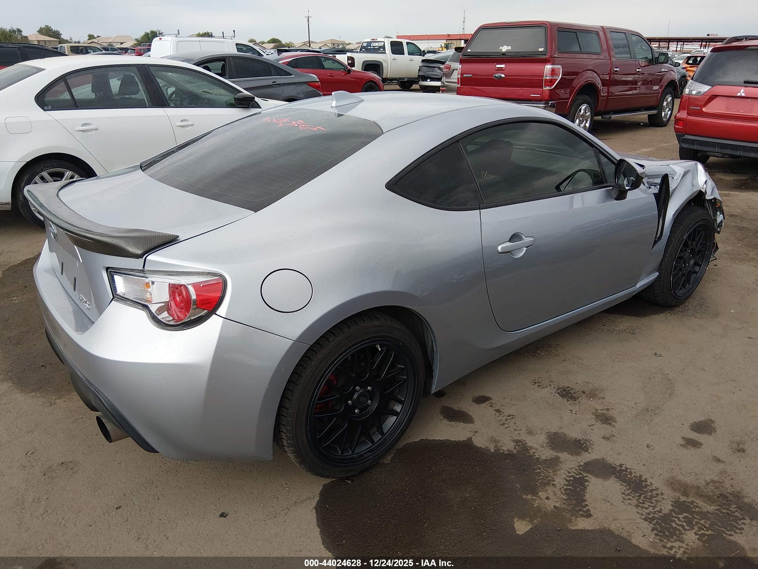 SCION FR-S image 4