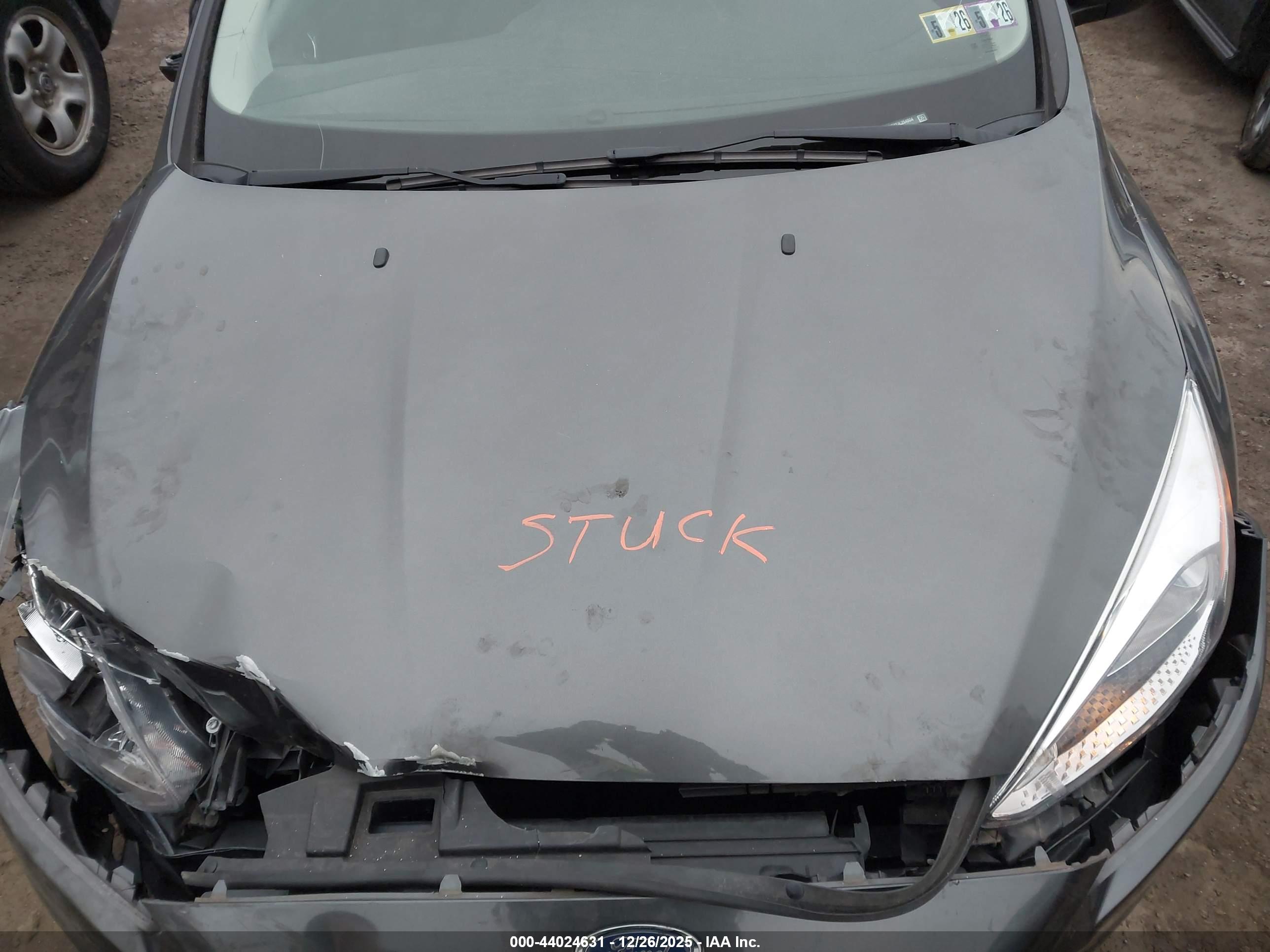 FORD FOCUS image 10