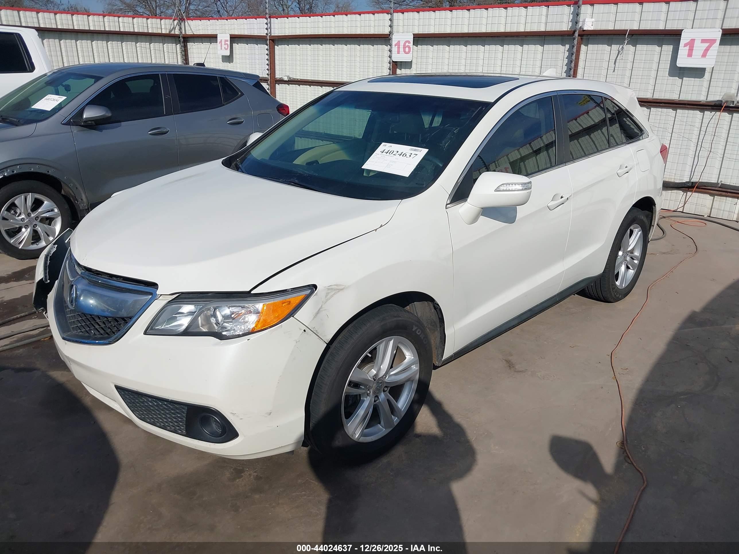ACURA RDX image 2