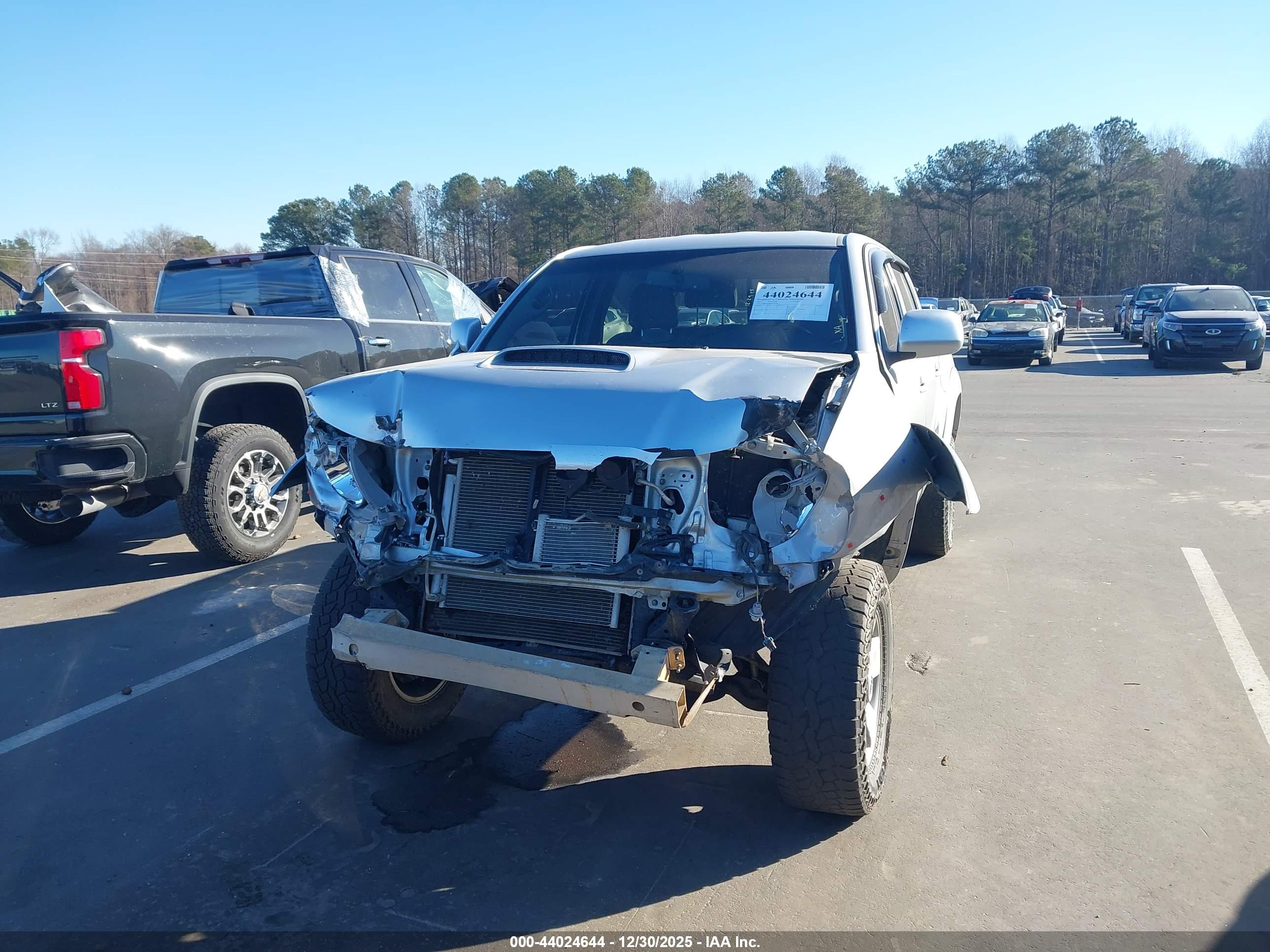 TOYOTA TACOMA image 6