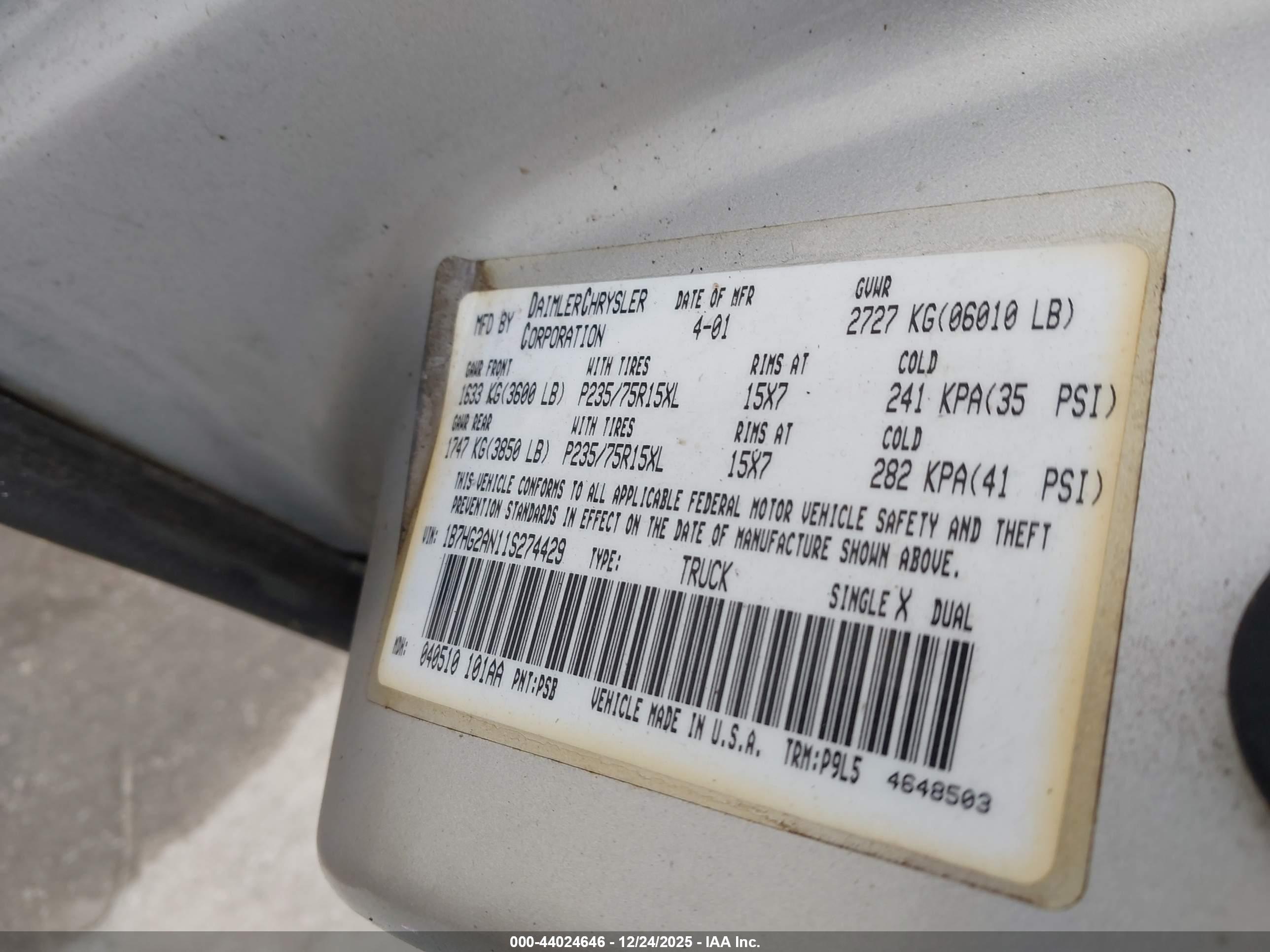 DODGE DAKOTA image 9